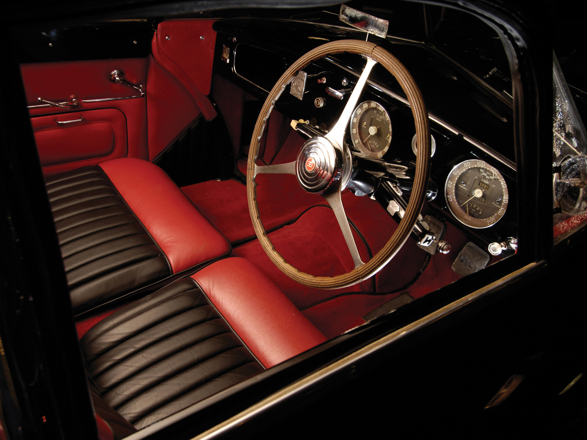 Laden Sie Bugatti Typ 101 HD-Desktop-Hintergründe herunter