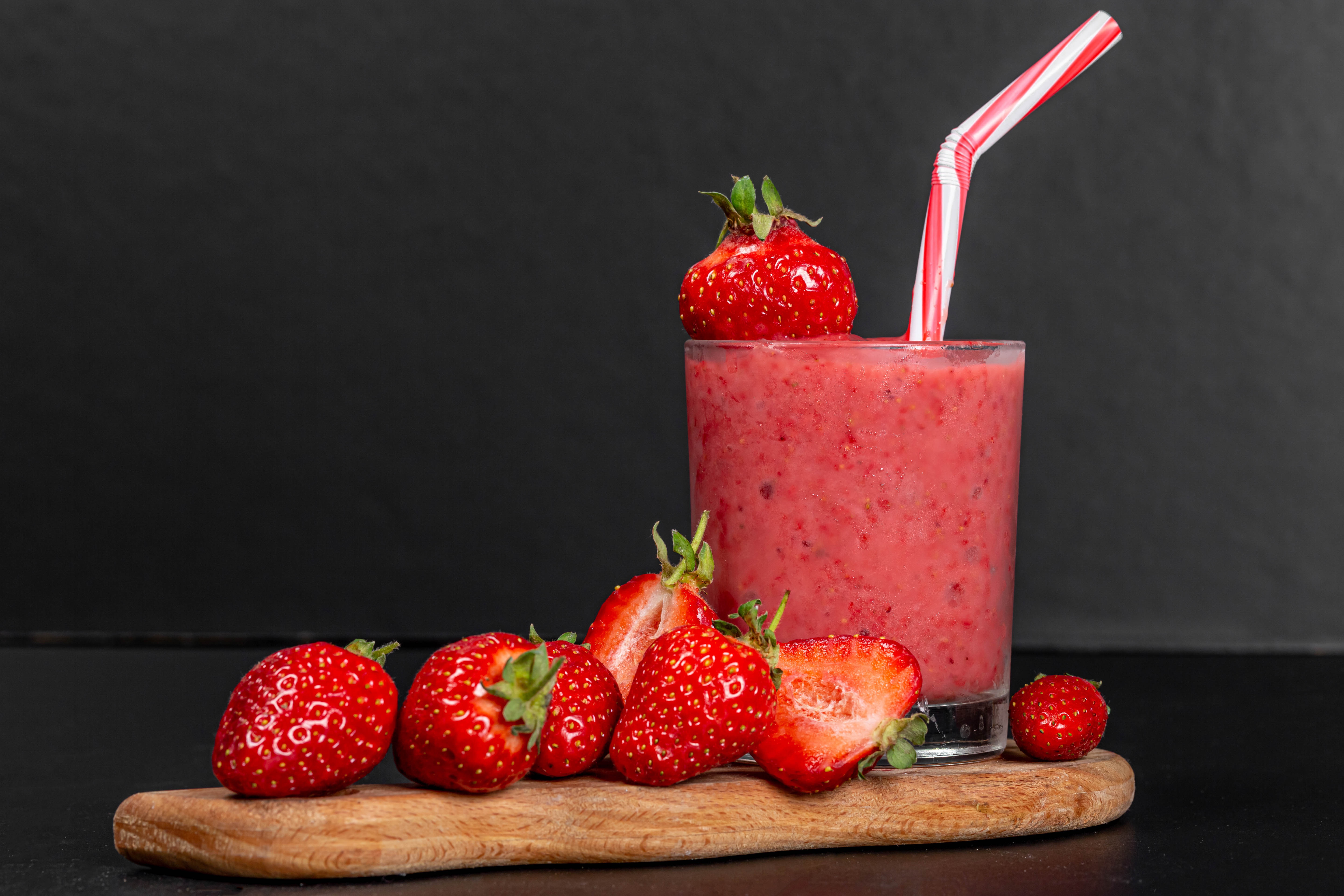 Free download wallpaper Food, Strawberry, Glass, Berry, Drink, Smoothie on your PC desktop