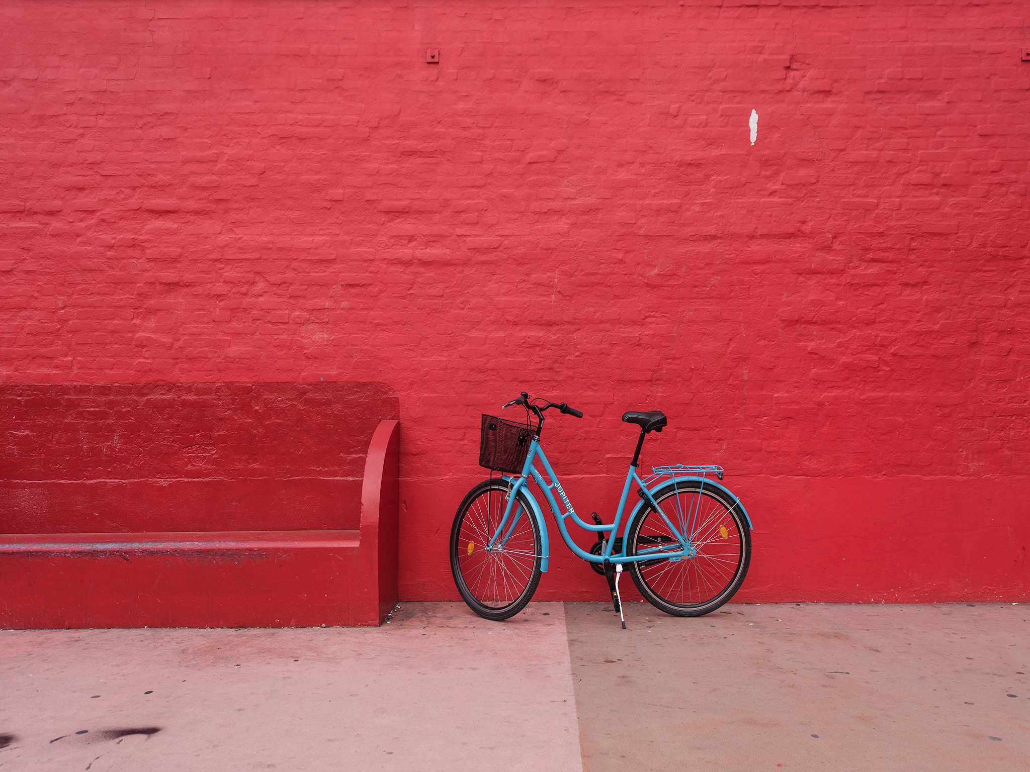 wall, bicycle, miscellanea, red, miscellaneous 2160p