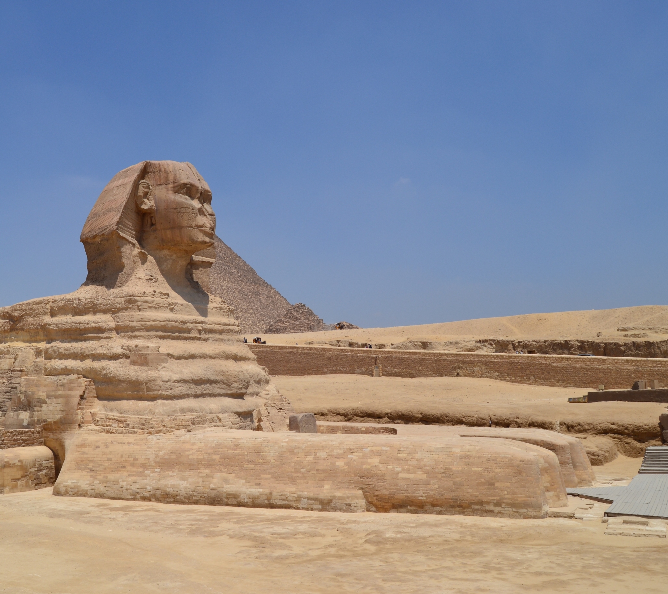 android man made, sphinx, statue, limestone, egypt