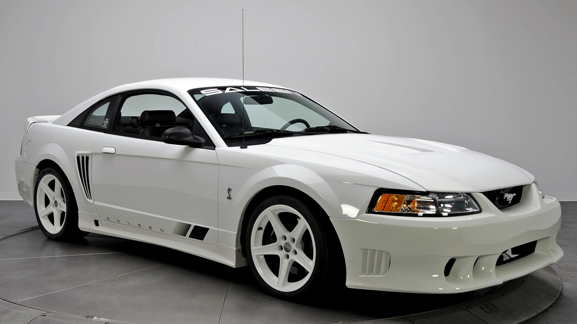 Ford Mustang 2006 Saleen