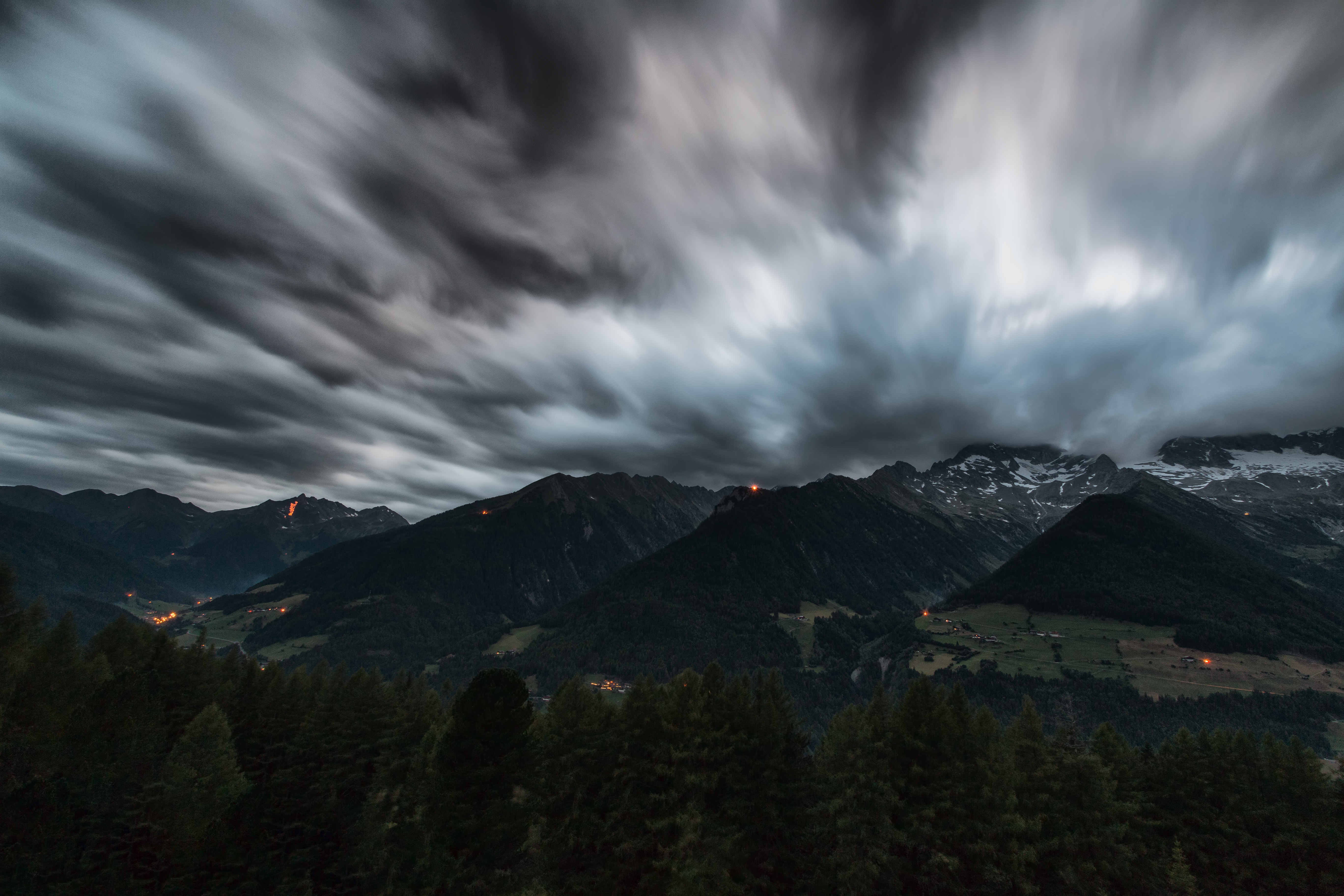 Скачати мобільні шпалери Альпи, Природа, Гори, Хмари безкоштовно.