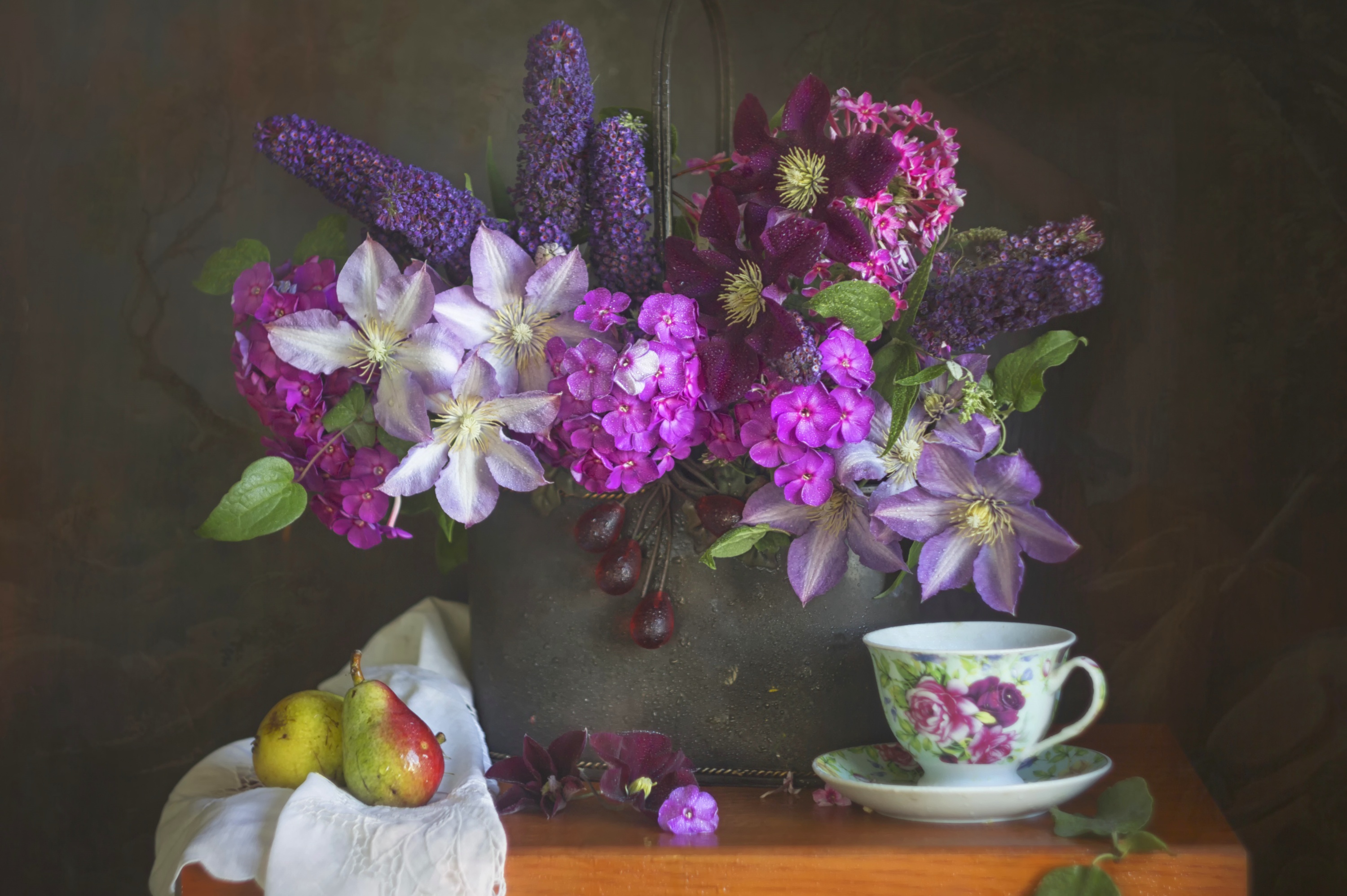 photography, still life, bouquet, clematis, cup, flower, pear, phlox mobile wallpaper