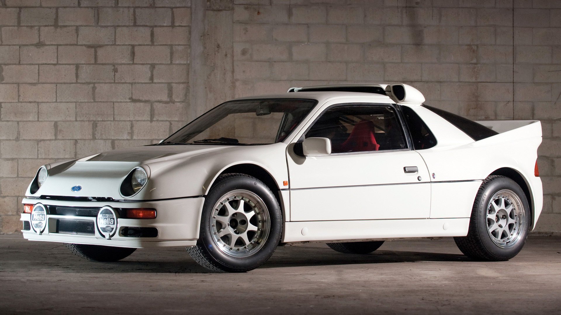 Ford rs200 ралли