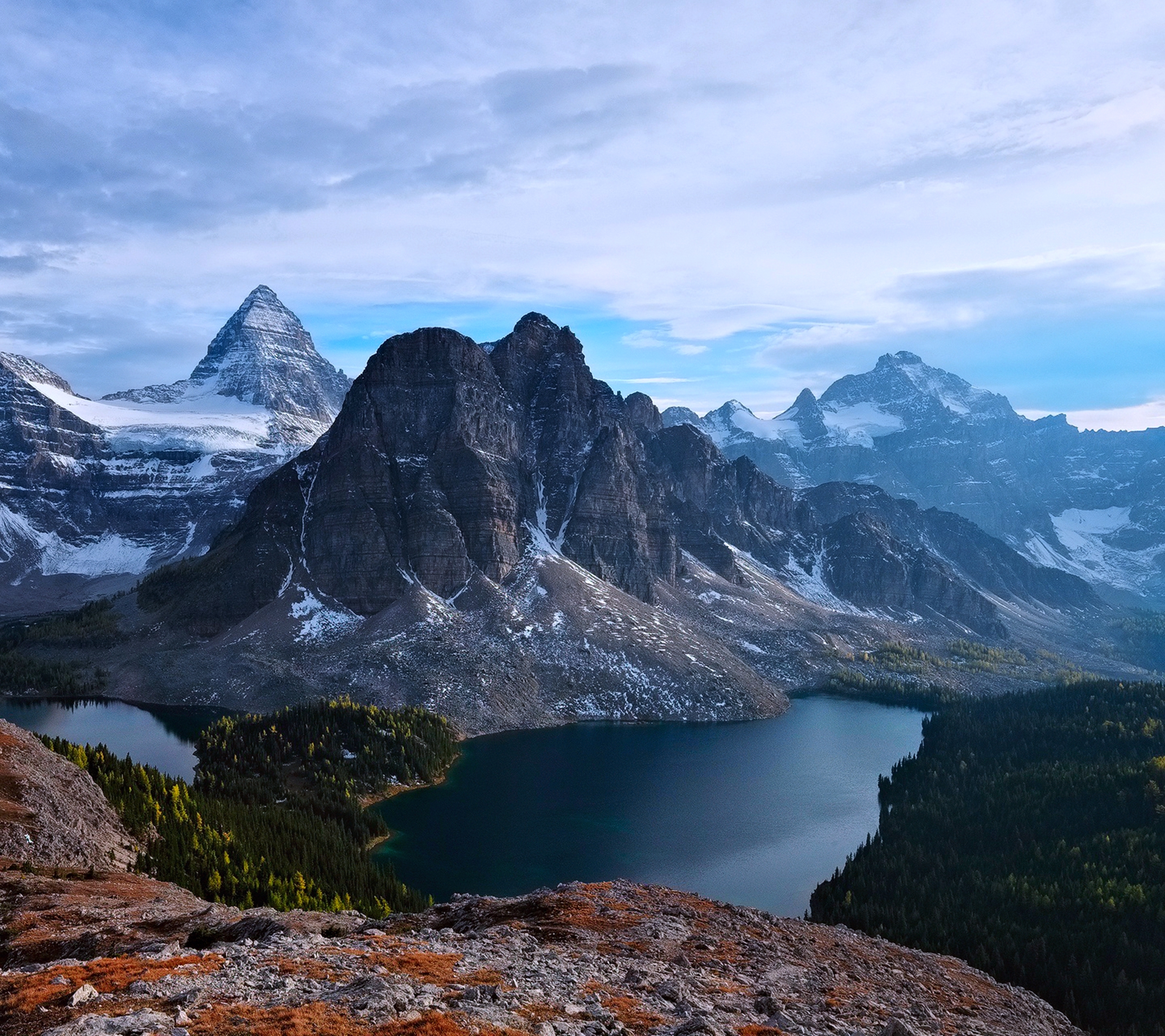 1122114 descargar fondo de pantalla tierra/naturaleza, monte assiniboine, columbia británica, naturaleza, canadá, paisaje, lago, montañas: protectores de pantalla e imágenes gratis
