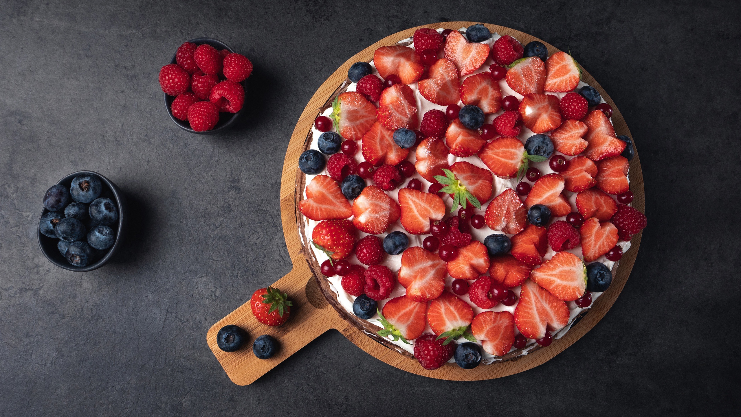 Berries on the Cake Top view