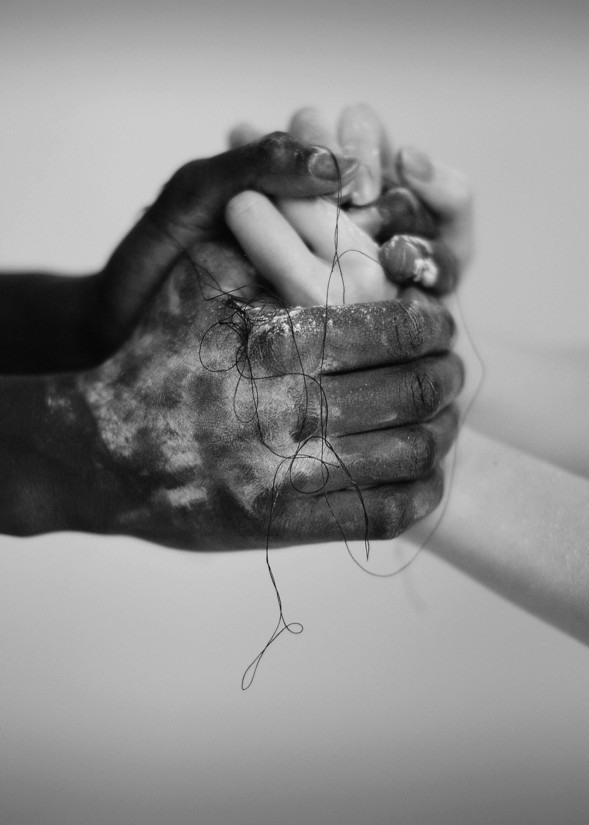 touching, communication, minimalism, hands, bw, chb, thread, touch, connection 4K