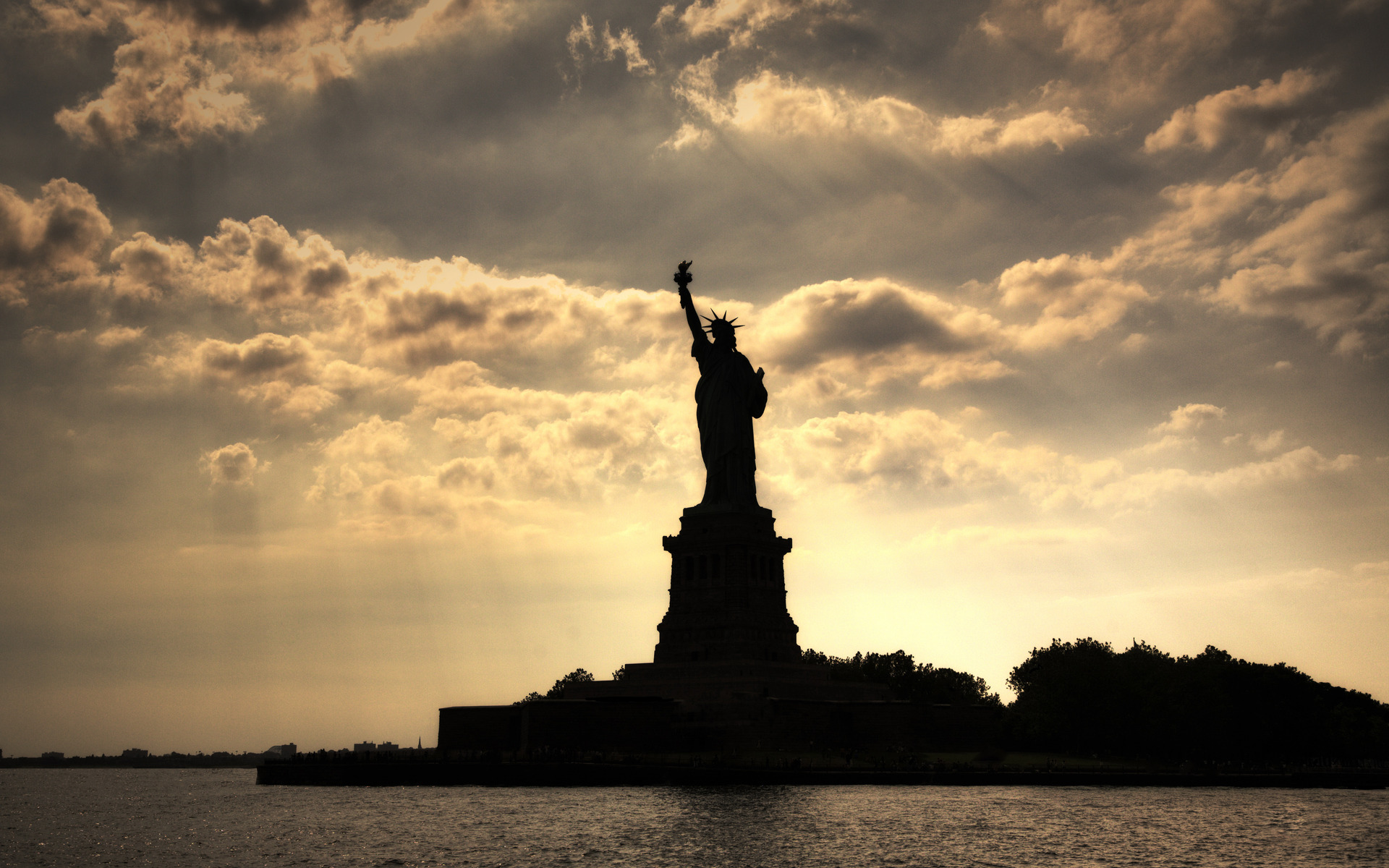 Free download wallpaper Landscape, Statue Of Liberty on your PC desktop