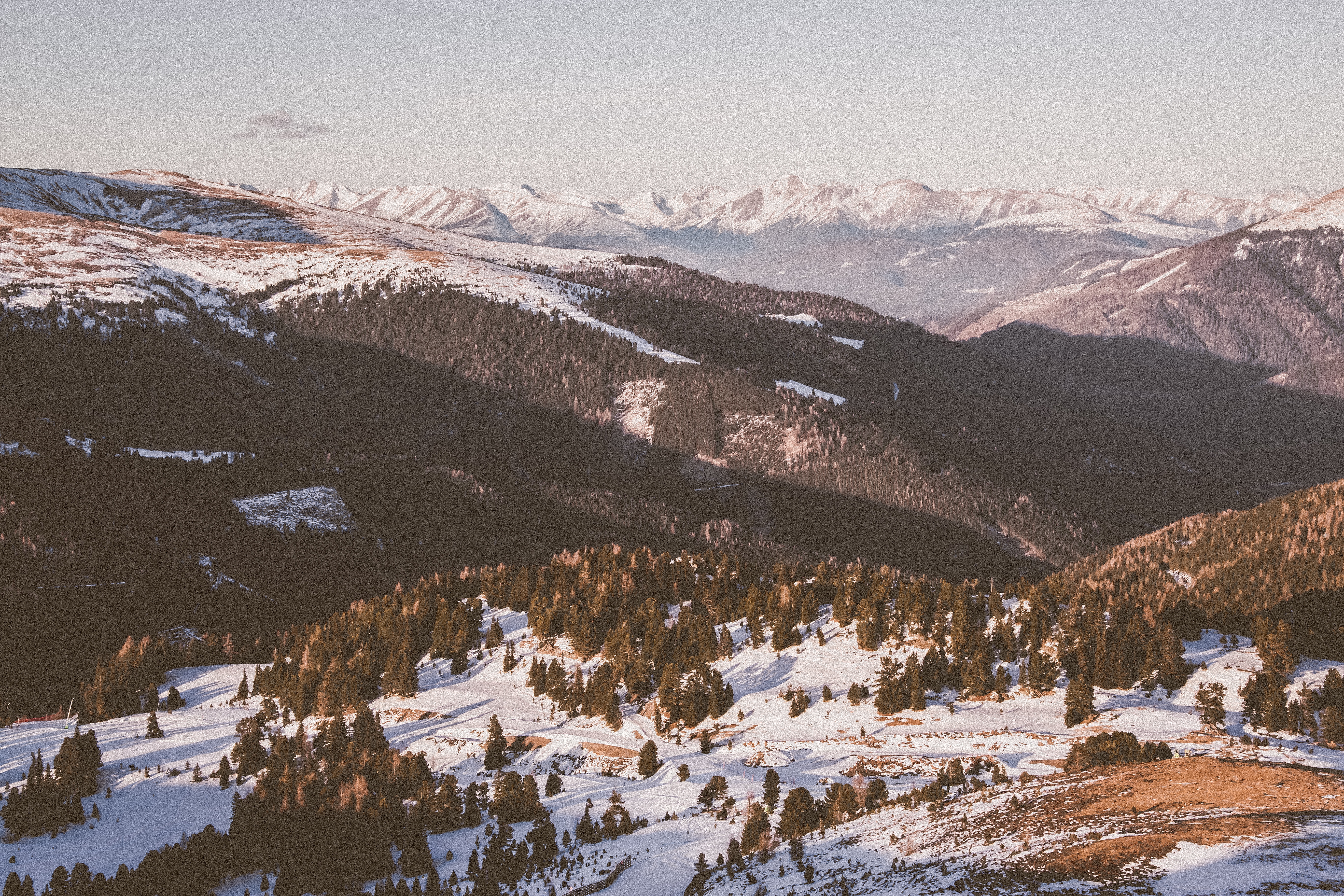 Laden Sie das Senke, Tal, Natur, Mountains, Schnee, Winter-Bild kostenlos auf Ihren PC-Desktop herunter