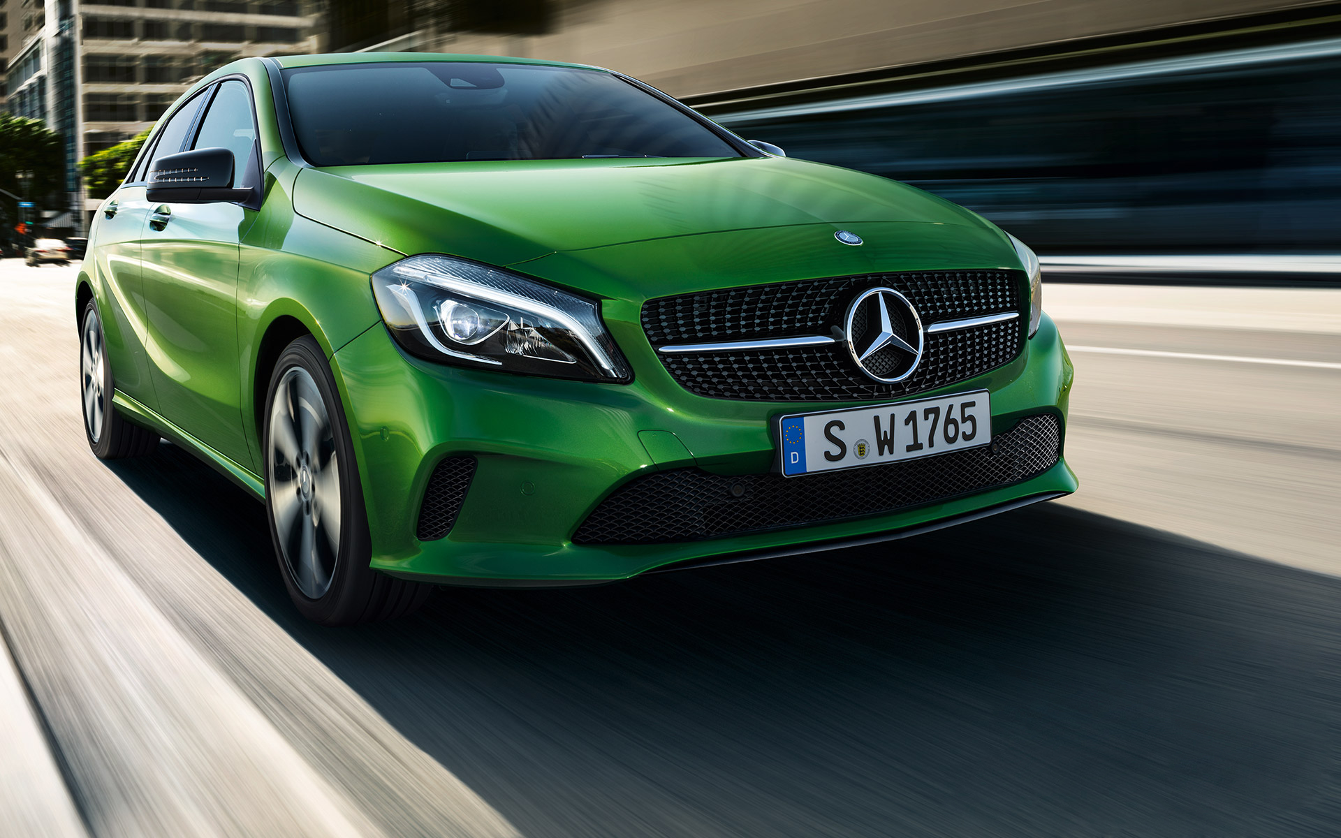 Mercedes a180 d 2016 Dark Green. Мерседес с класс. Мерседес Бенц 611. Mercedes Vision зелёный.