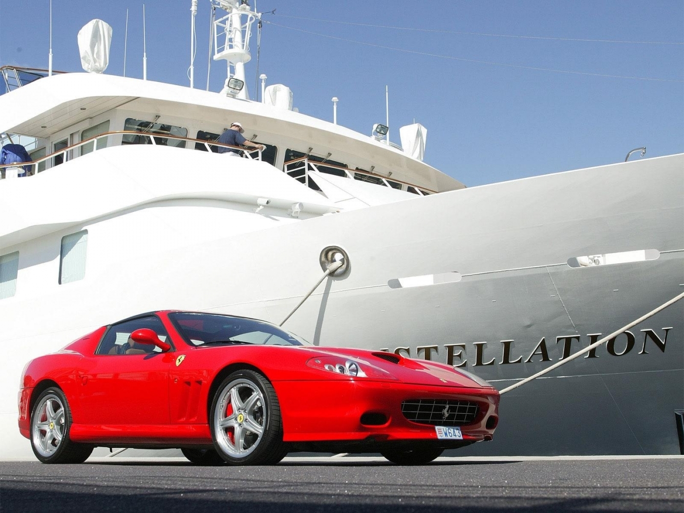 Handy-Wallpaper Transport, Auto, Yachts, Ferrari kostenlos herunterladen.