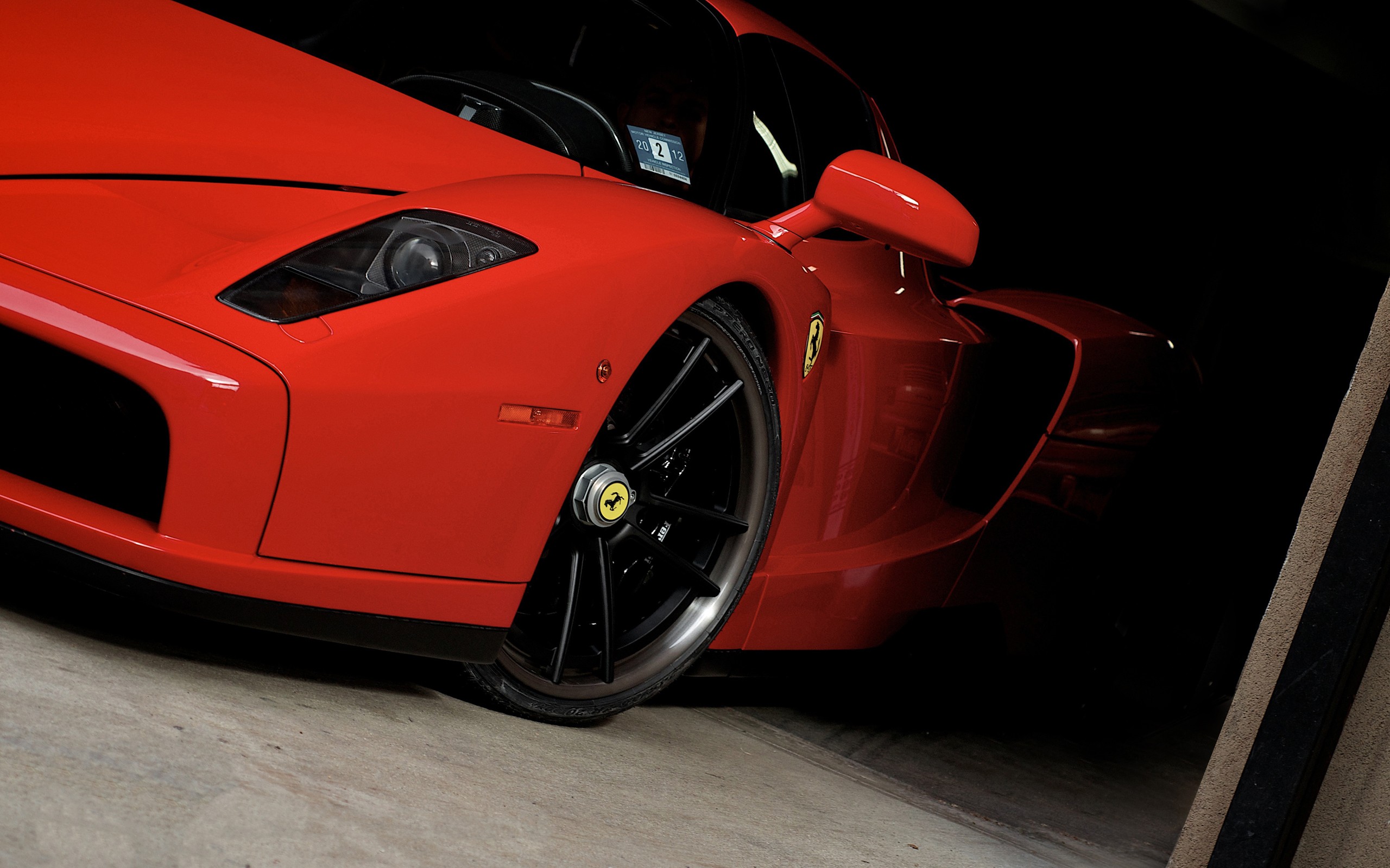 Ferrari Enzo красные