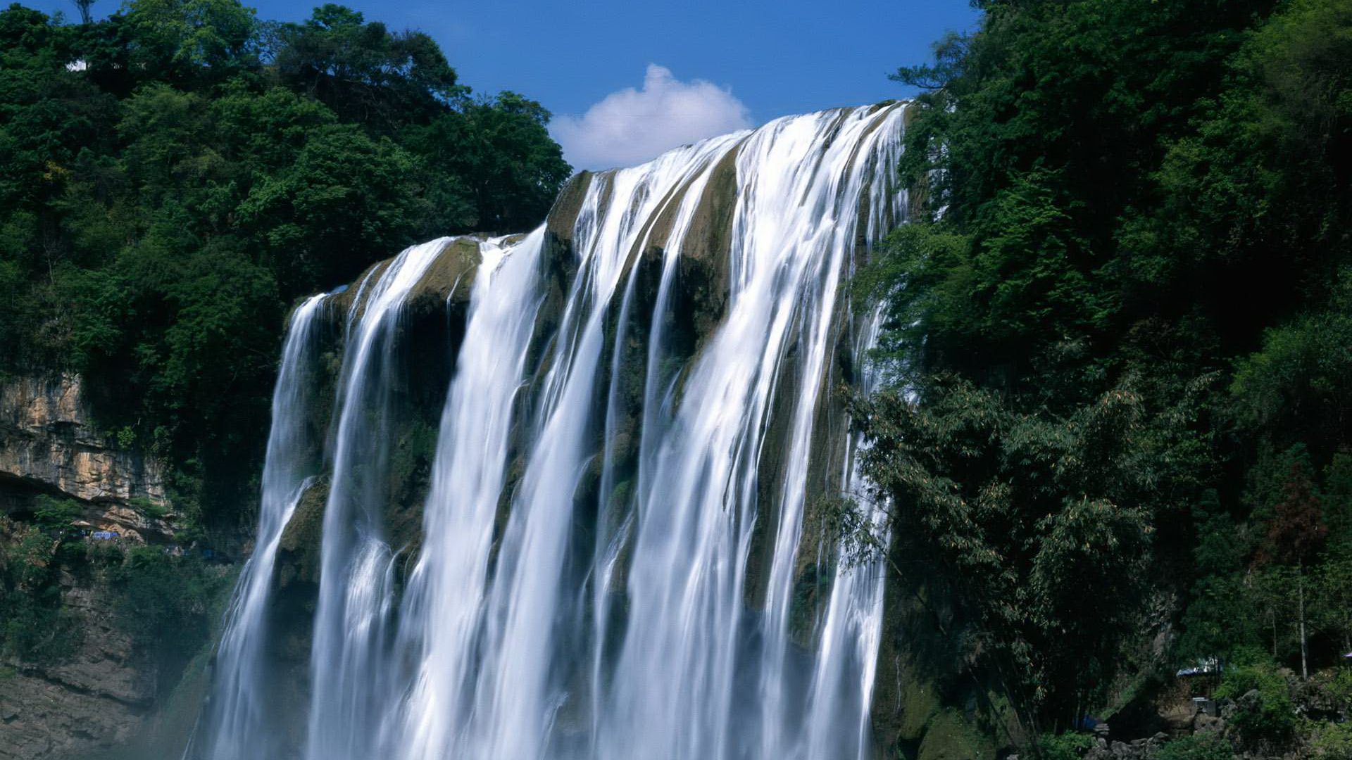 Водопад Сари хосор