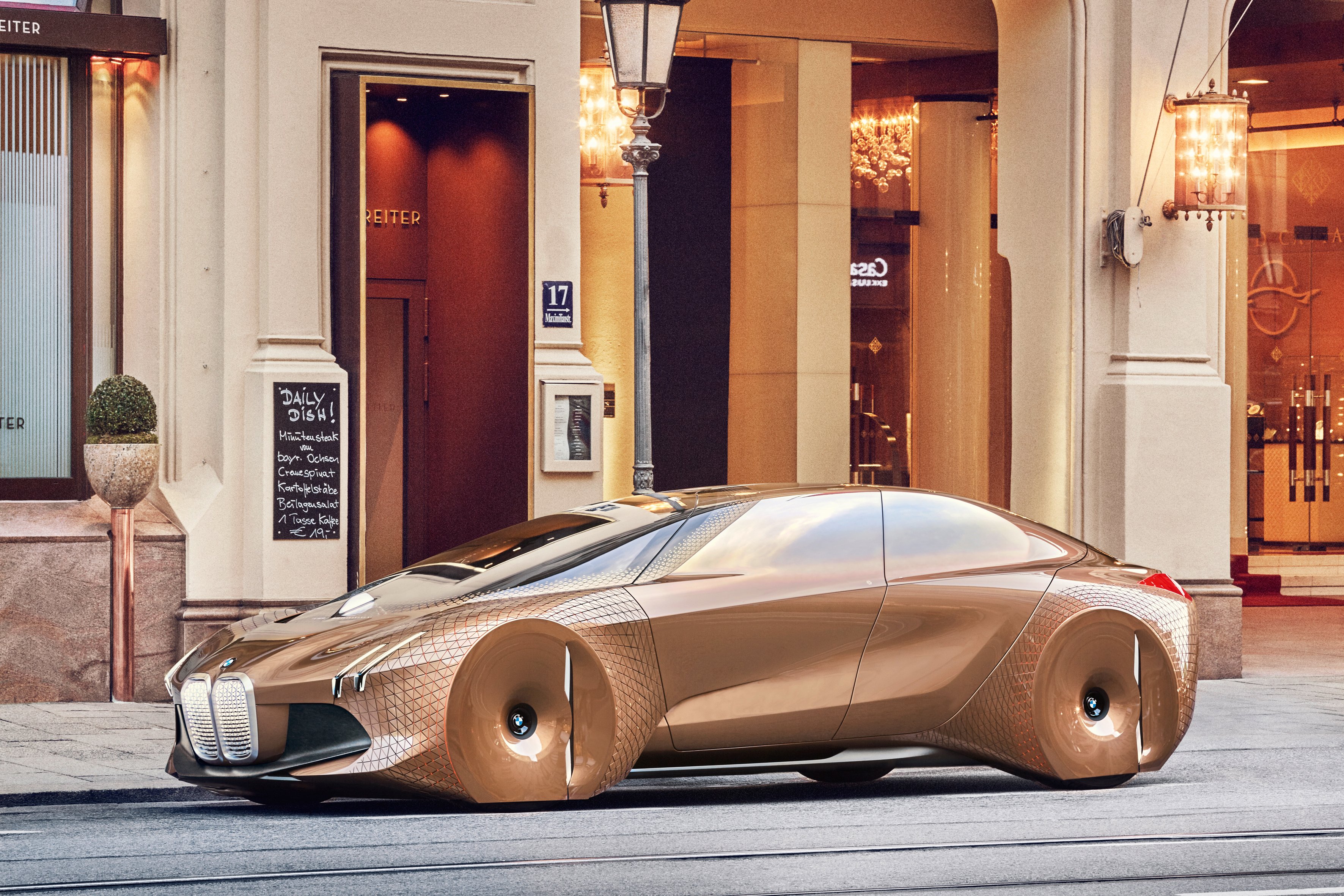 BMW next 100