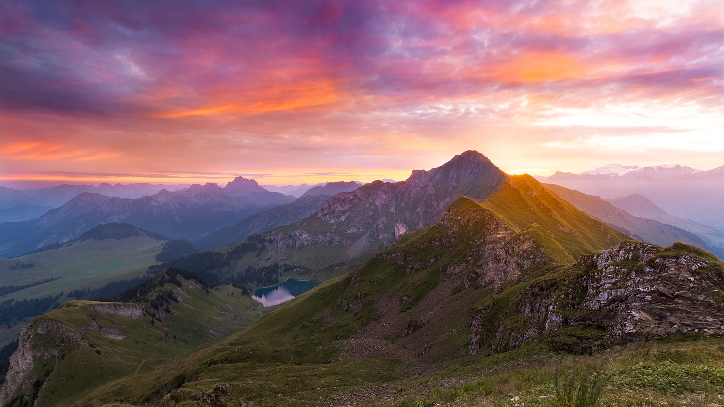 Mountain обзор. Пейзаж горы. Закат в горах. Горы 720. Горы Кавказа закат.