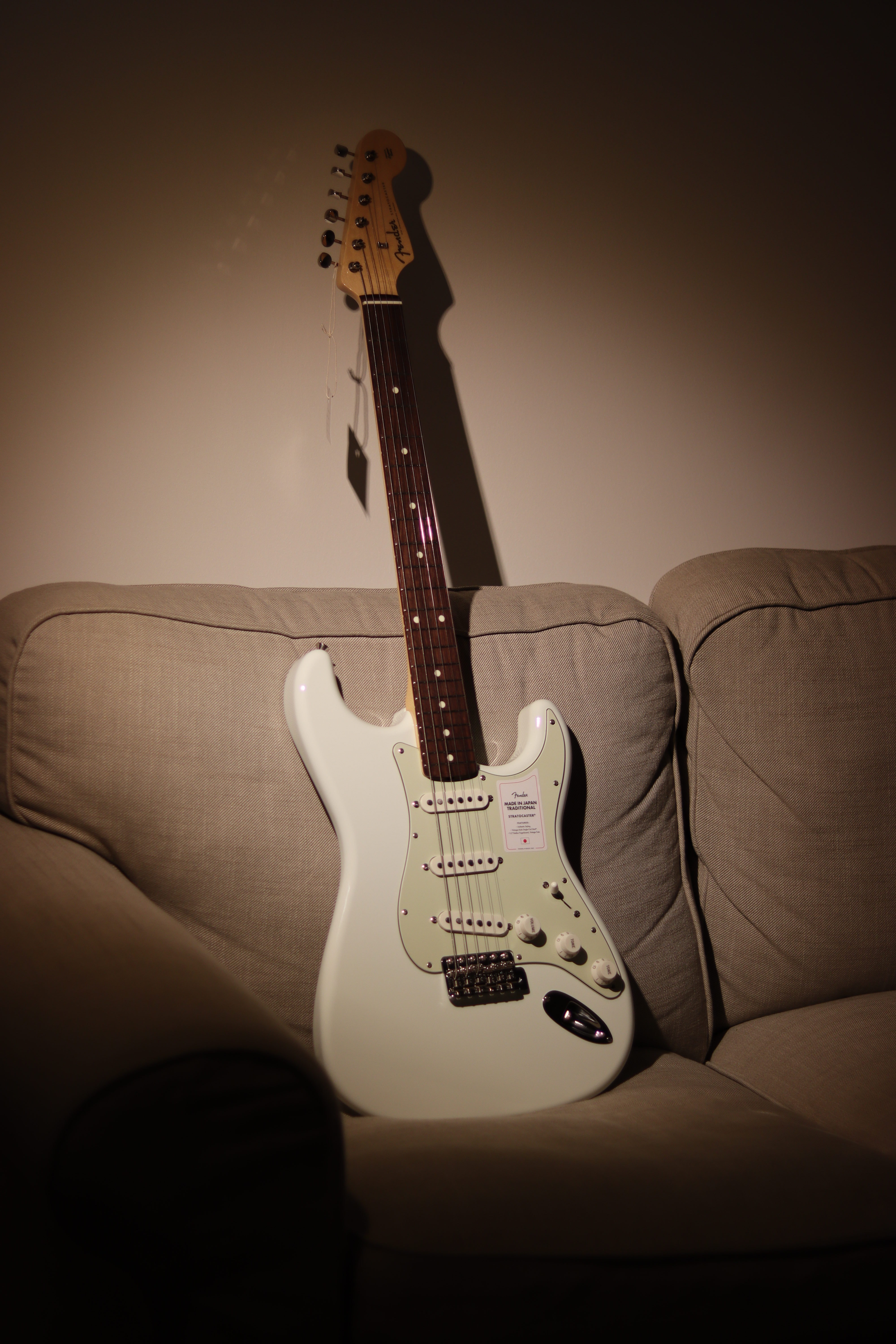 electric guitar, musical instrument, guitar, music, white, stratocaster