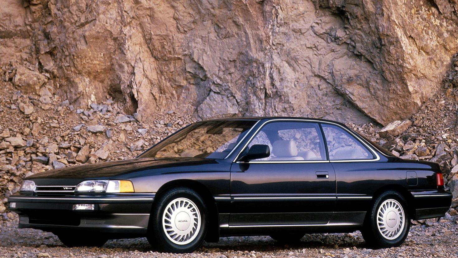 Японские машины 90х. Acura Legend 1986. Honda Legend 1990. Honda Legend 1 поколение. Acura Legend Coupe 1990.