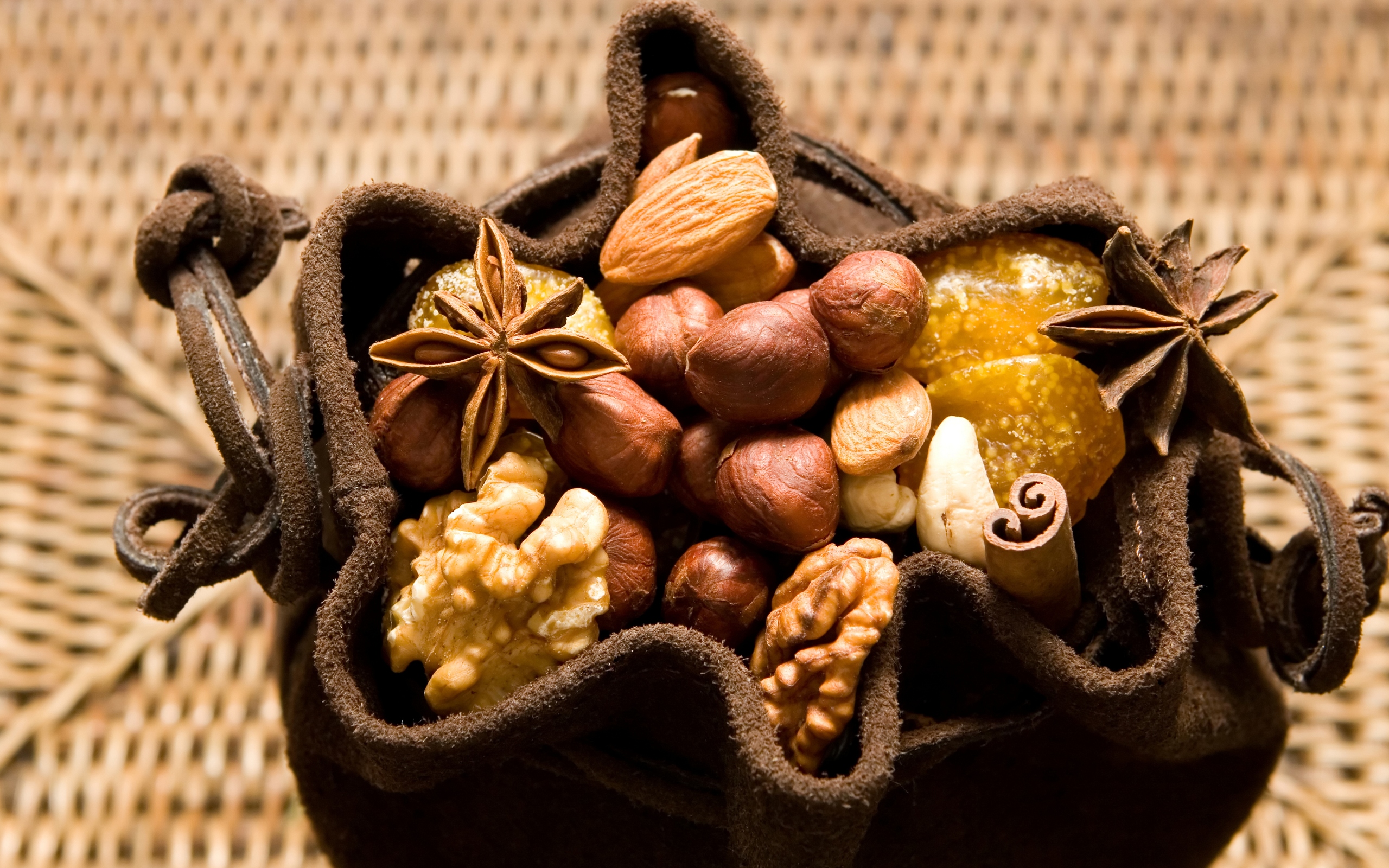 nut, food, almond, hazelnut, walnut