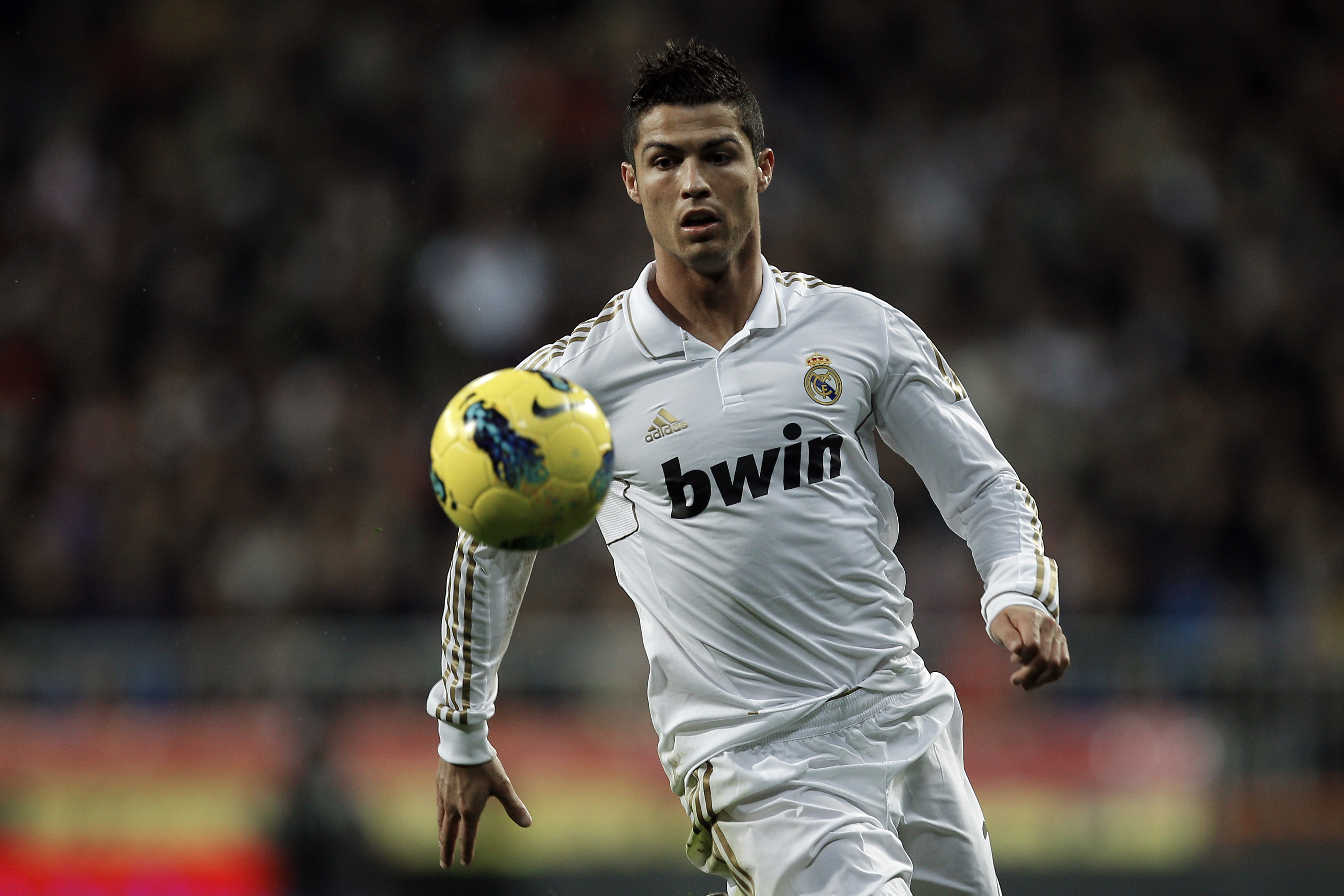 300309 Bildschirmschoner und Hintergrundbilder Cristiano Ronaldo auf Ihrem Telefon. Laden Sie  Bilder kostenlos herunter