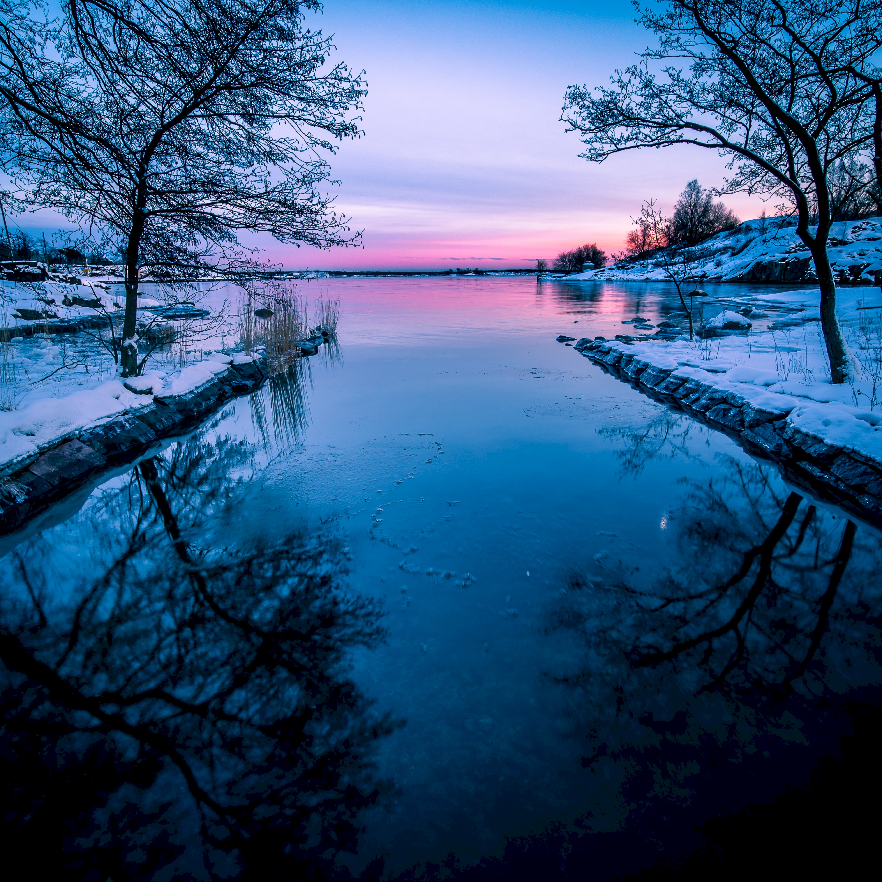 Download mobile wallpaper Winter, Horizon, Lake, Nature, Sunset for free.