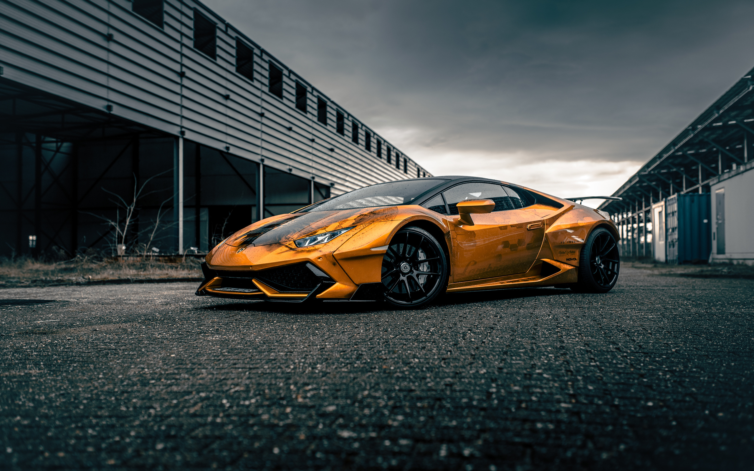 Lamborghini Orange 4k