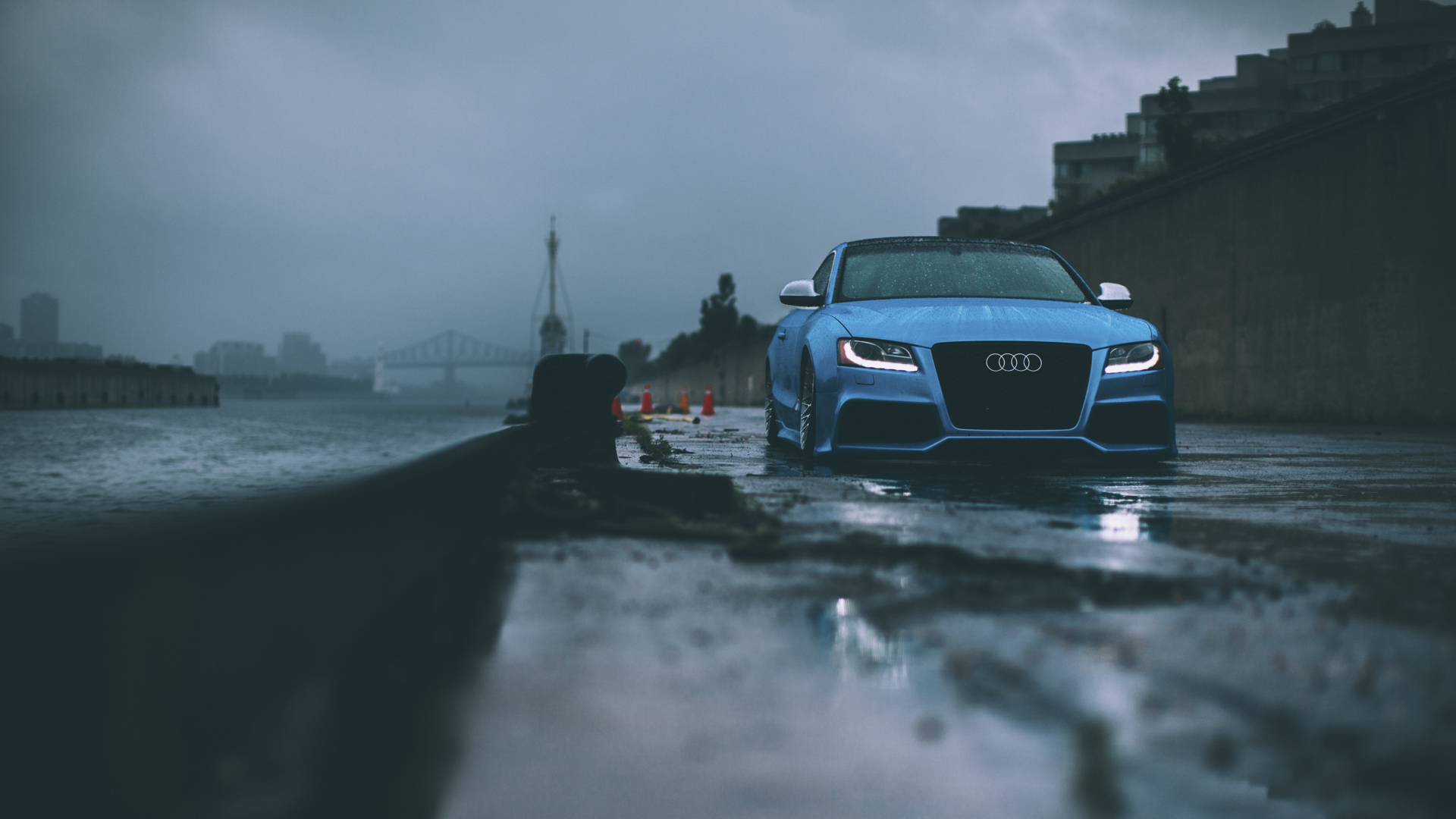 Audi r8 в тумане