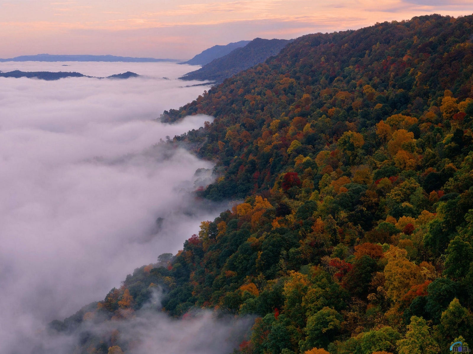 無料モバイル壁紙山脈, 秋, 風景をダウンロードします。