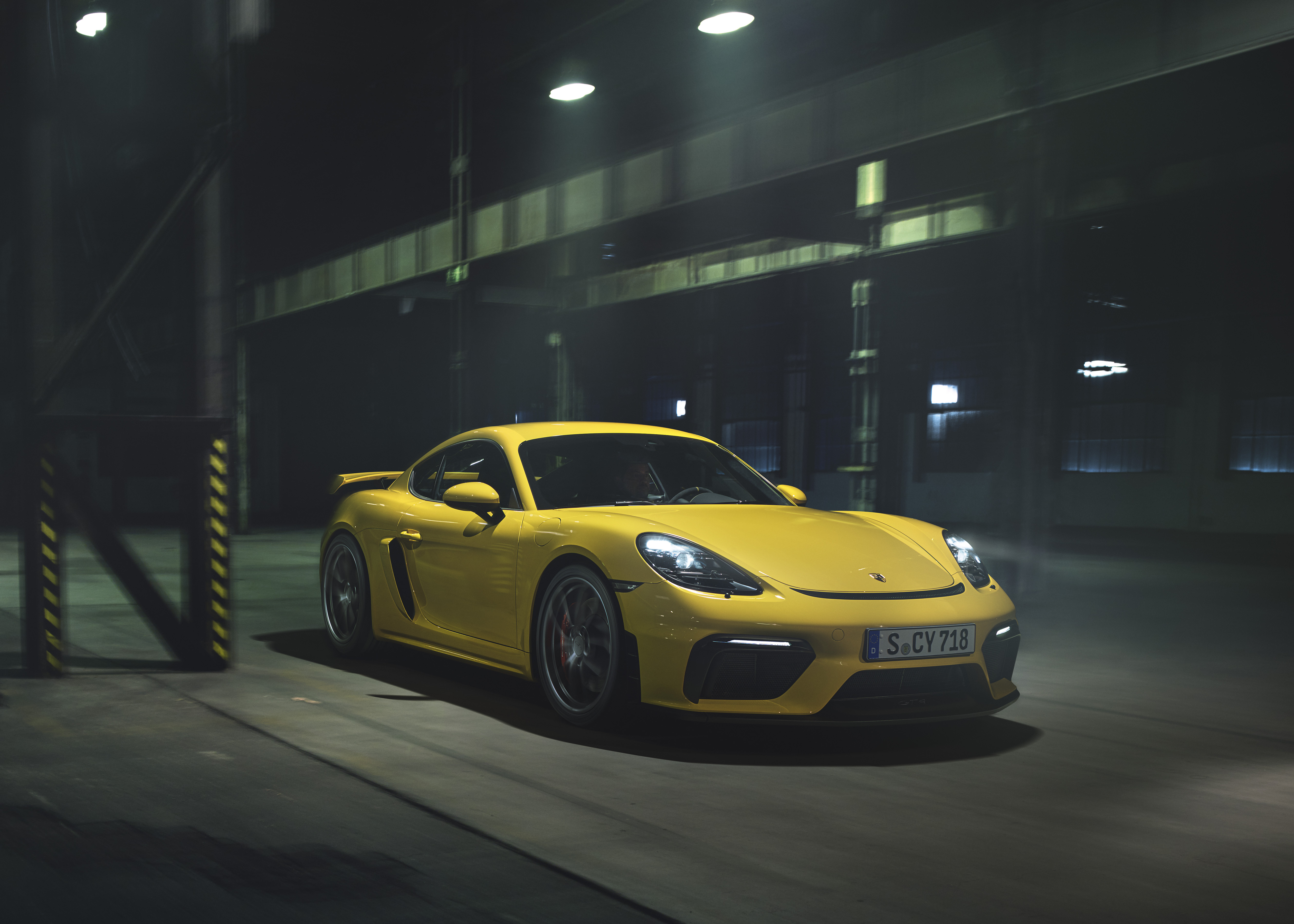 Meilleurs fonds d'écran Porsche 718 Caïman pour l'écran du téléphone