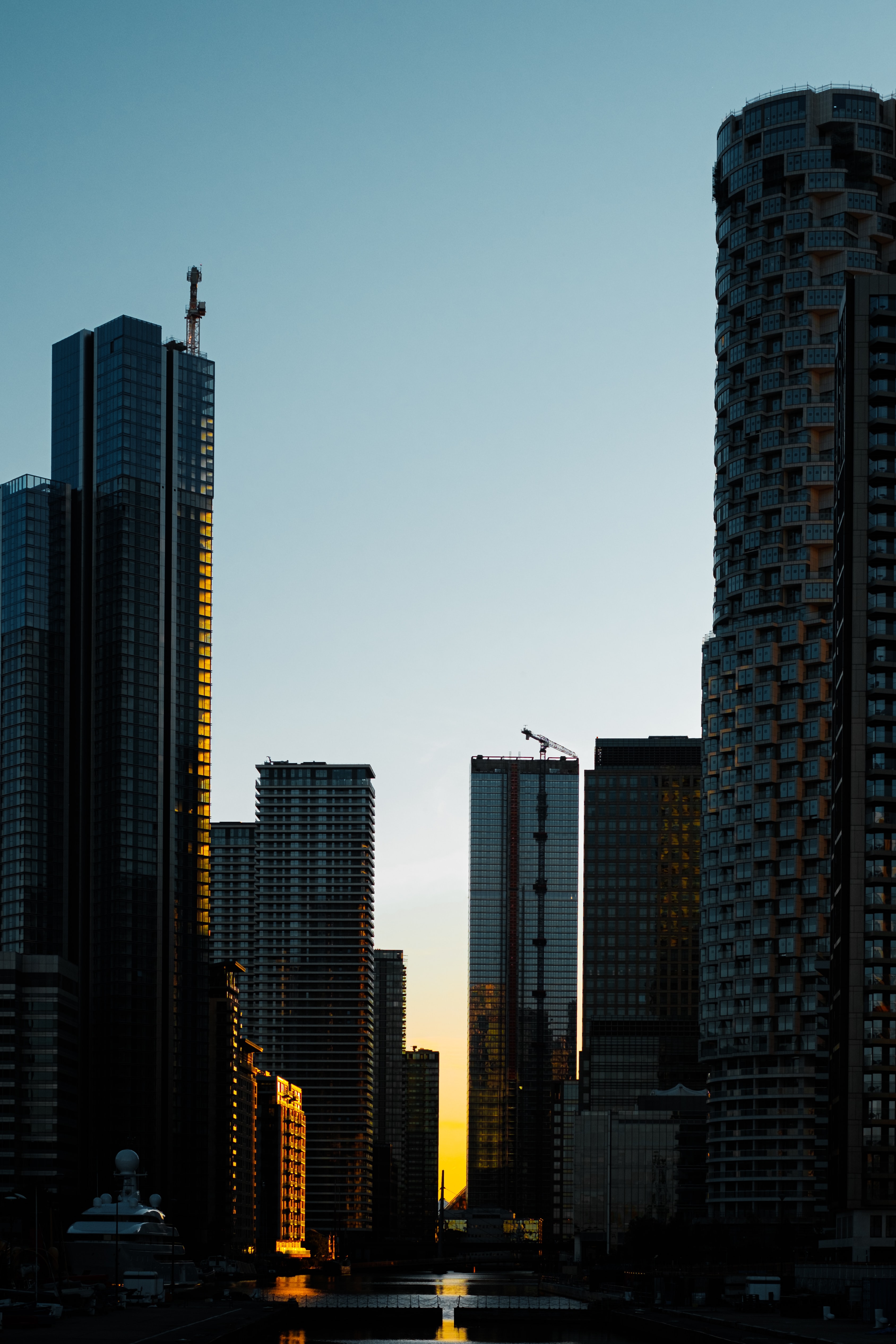 streets, cities, sunset, city, building Smartphone Background