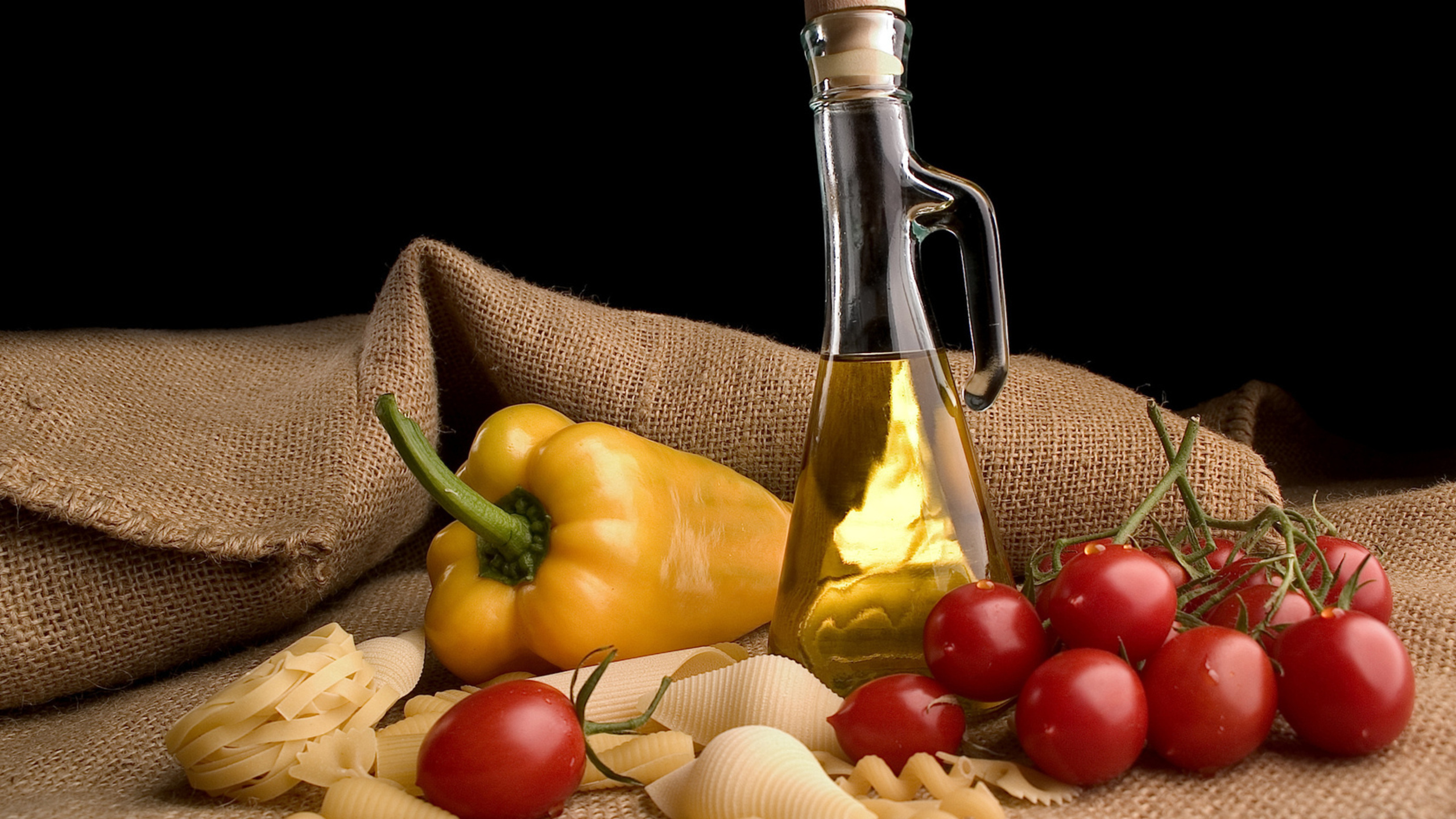Пища с растительным маслом. Натюрморт. Растительное масло. Овощи маслом. Натюрморт продукты.