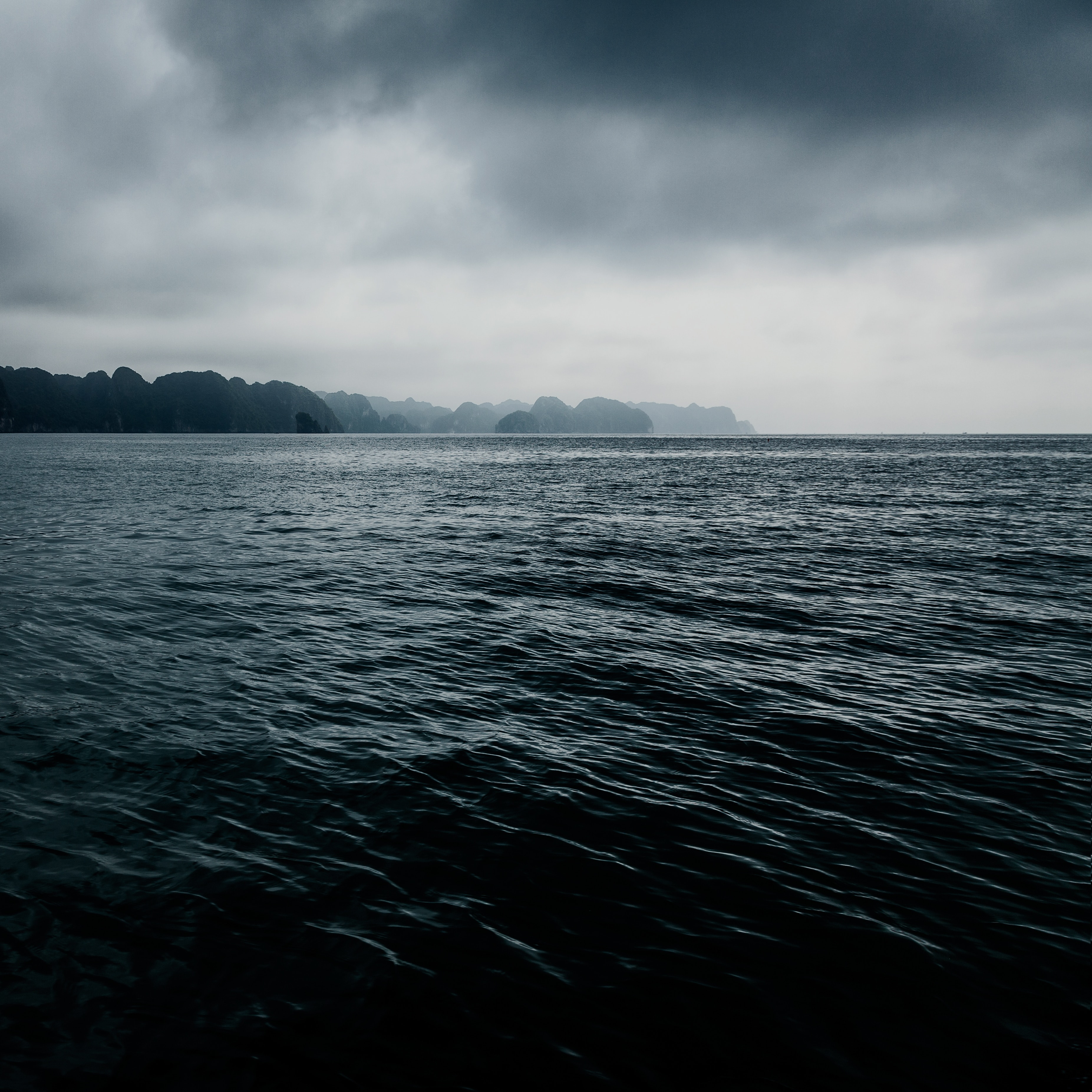 Download mobile wallpaper Fog, Clouds, Water, Sea, Gloomy, Nature for free.