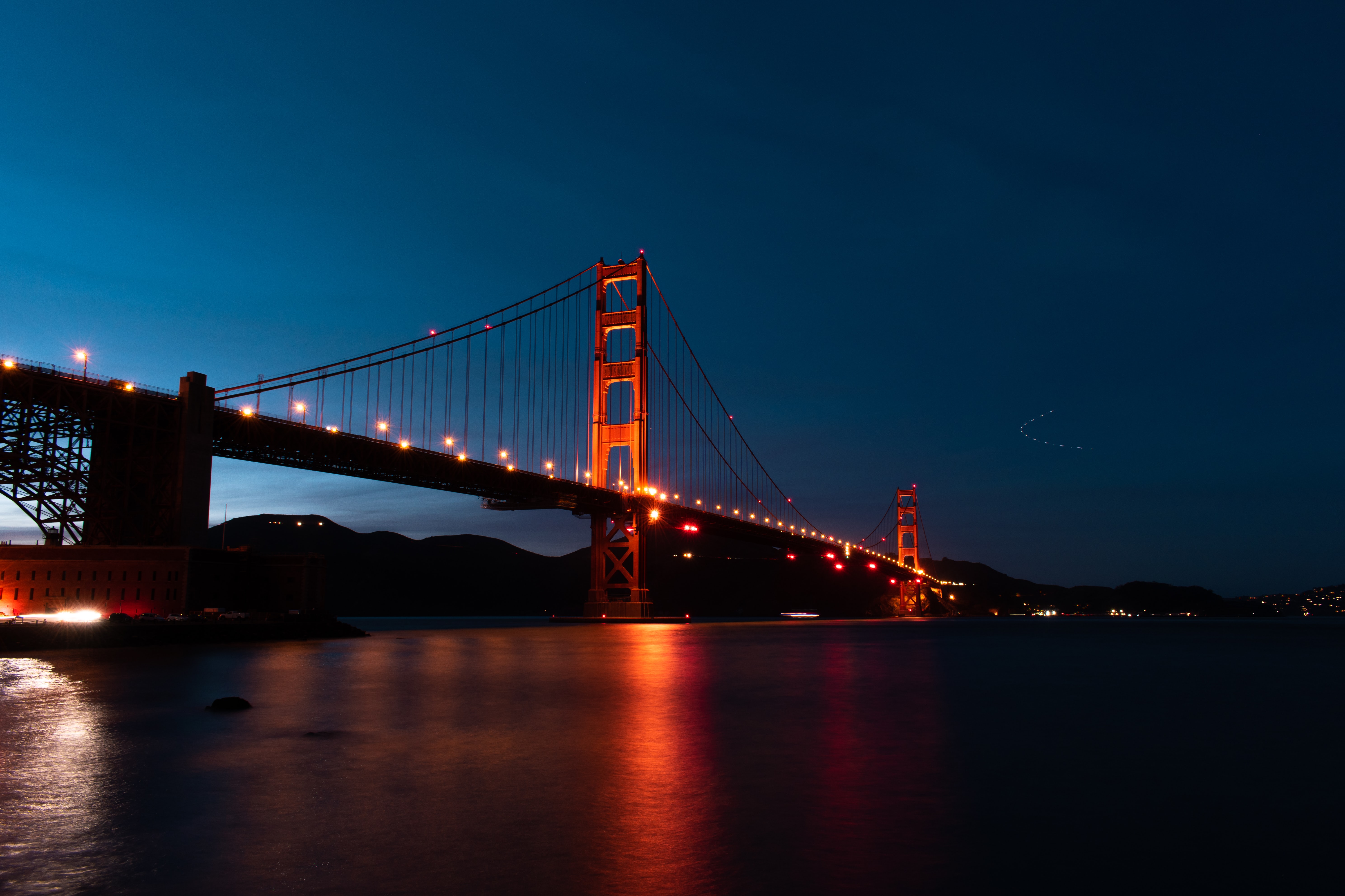 Golden Gate Bridge ночью