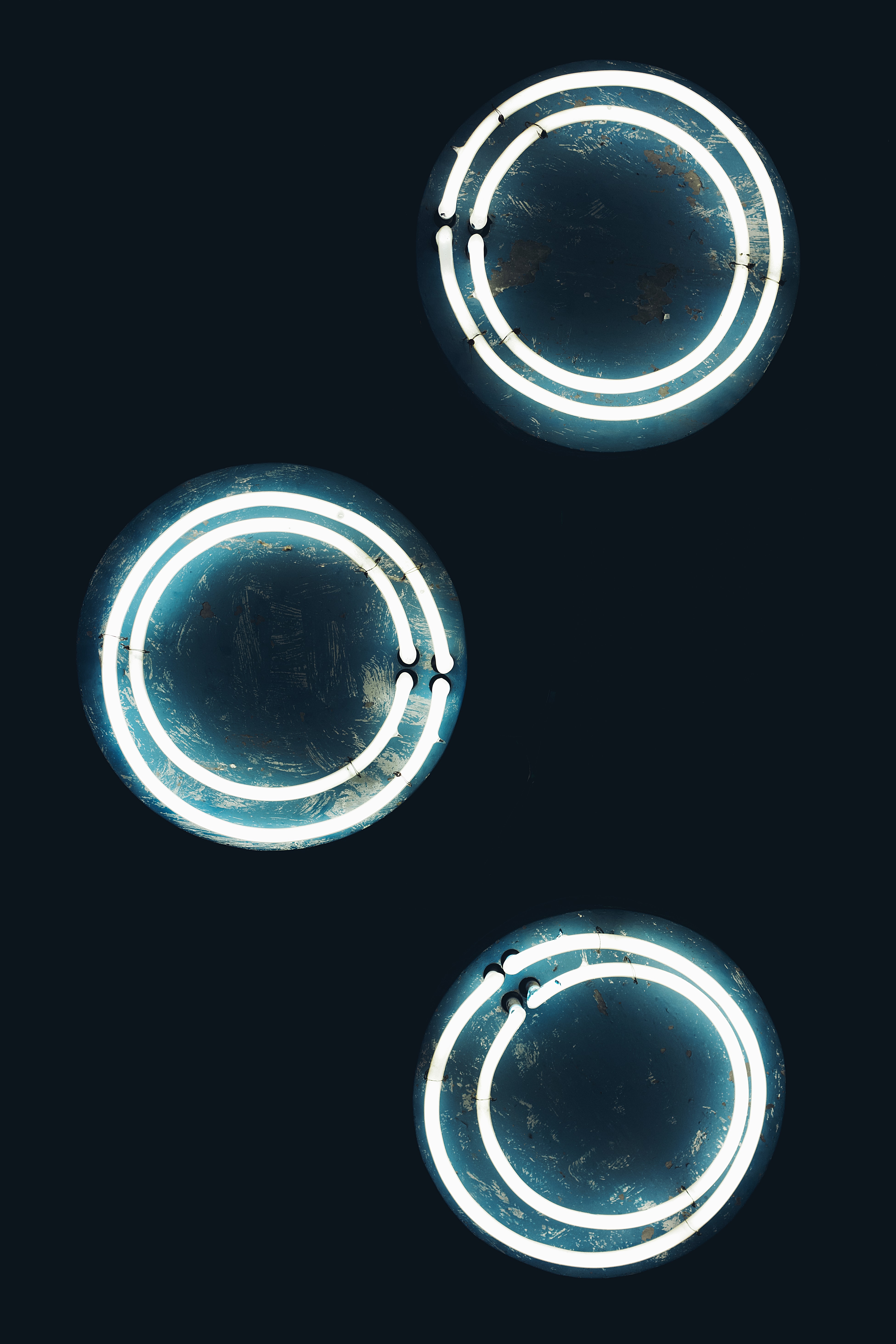 Download mobile wallpaper Miscellaneous, Lamps, Miscellanea, Lamp, Spiral, Glow, Circle for free.
