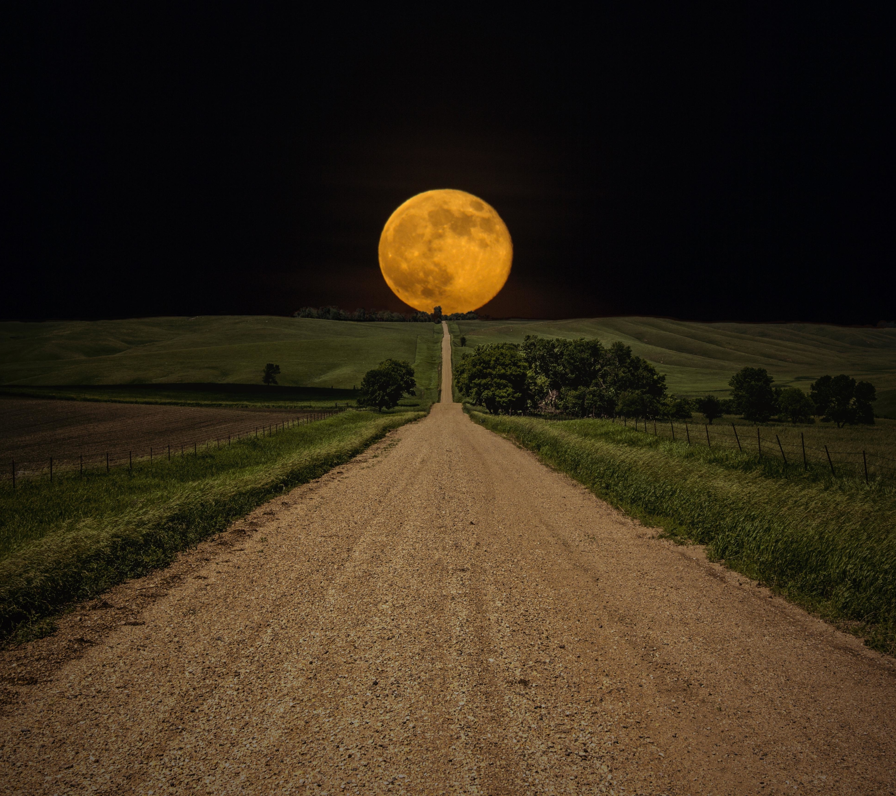 Дорога Луна