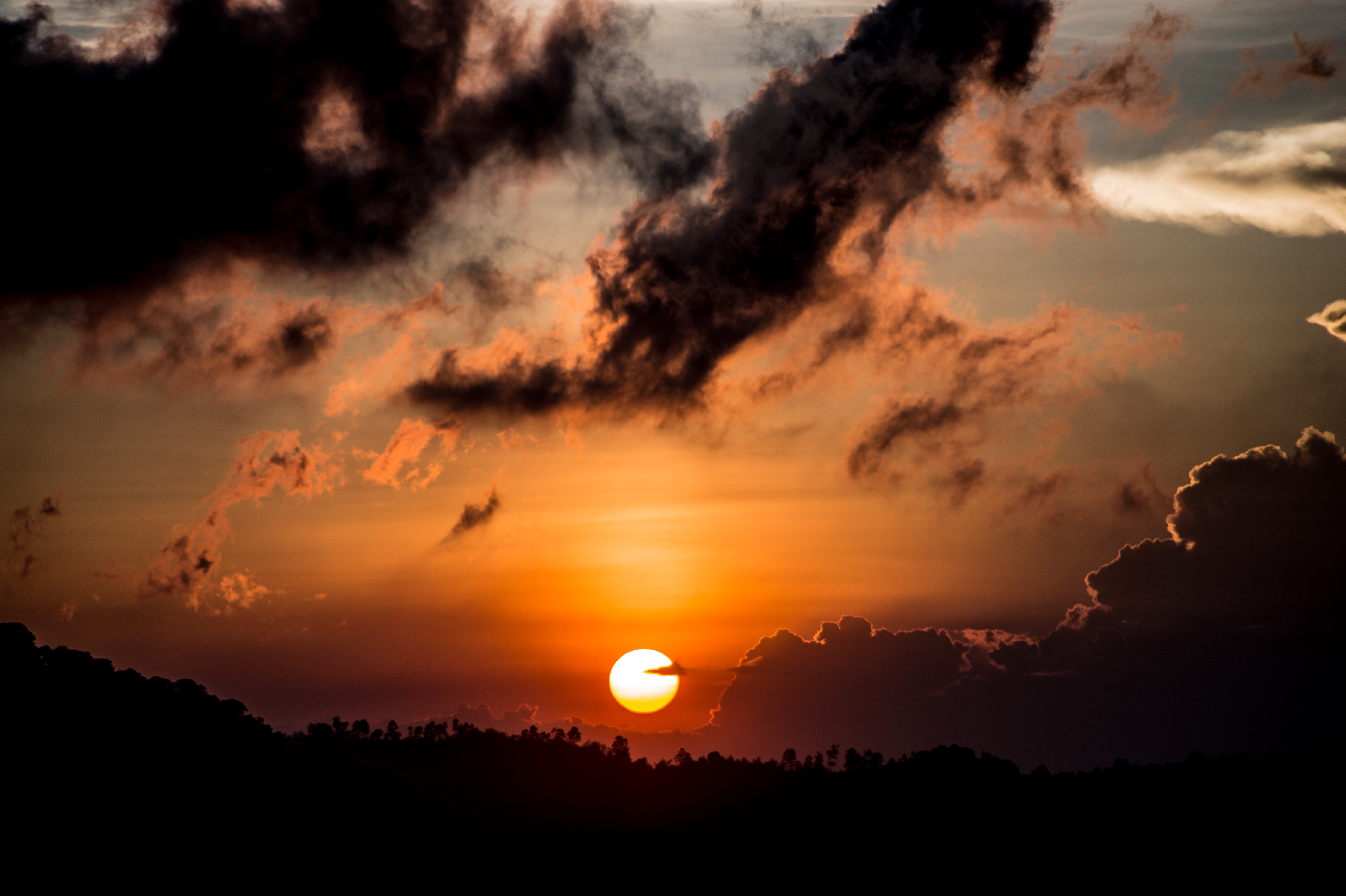 Laden Sie das Dunkel, Sunset, Sun, Clouds, Natur-Bild kostenlos auf Ihren PC-Desktop herunter