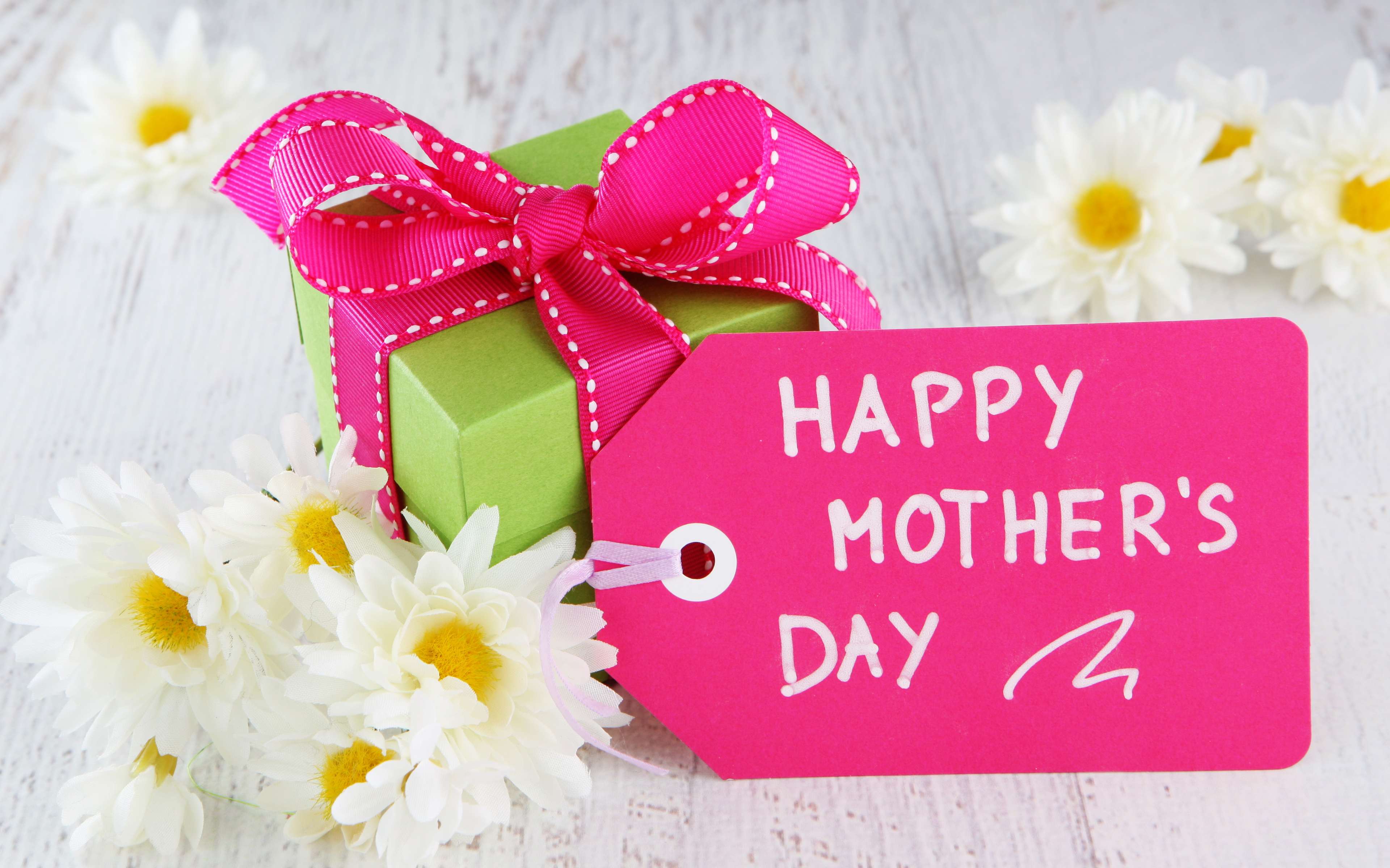Mother's Day iPhone wallpapers