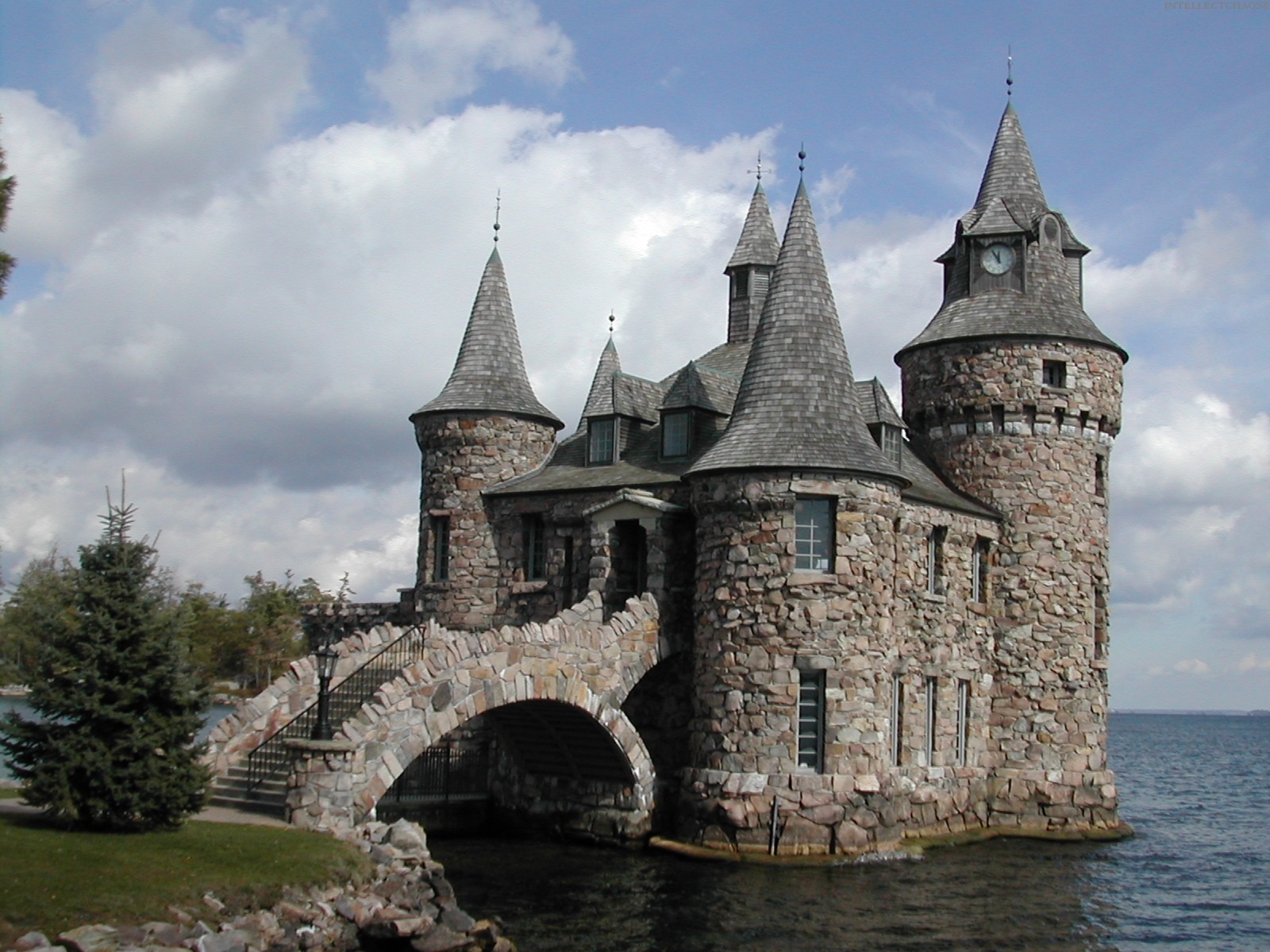 Фото замков средневековья в хорошем качестве бесплатно