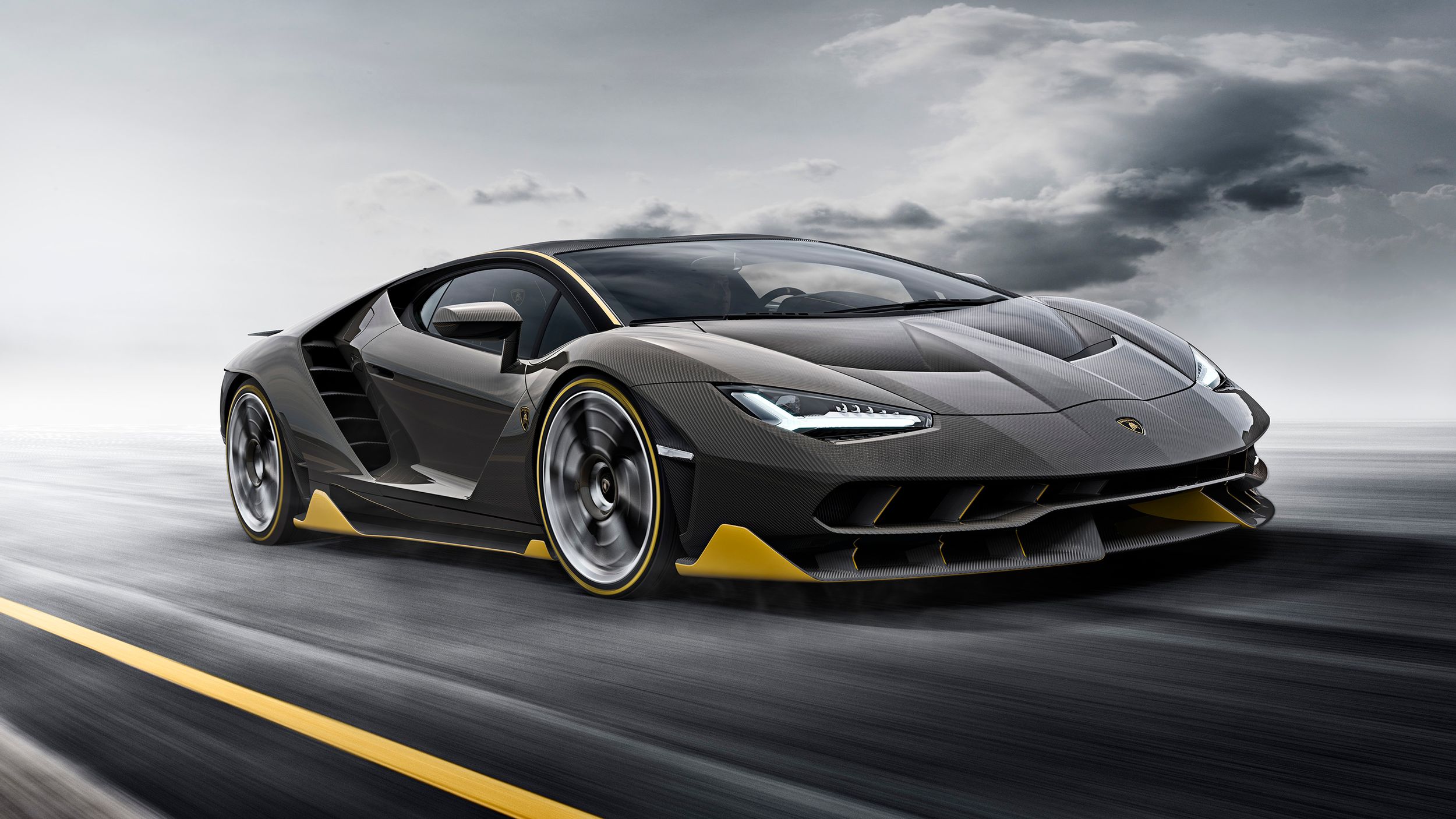 Lamborghini Centenario голубая