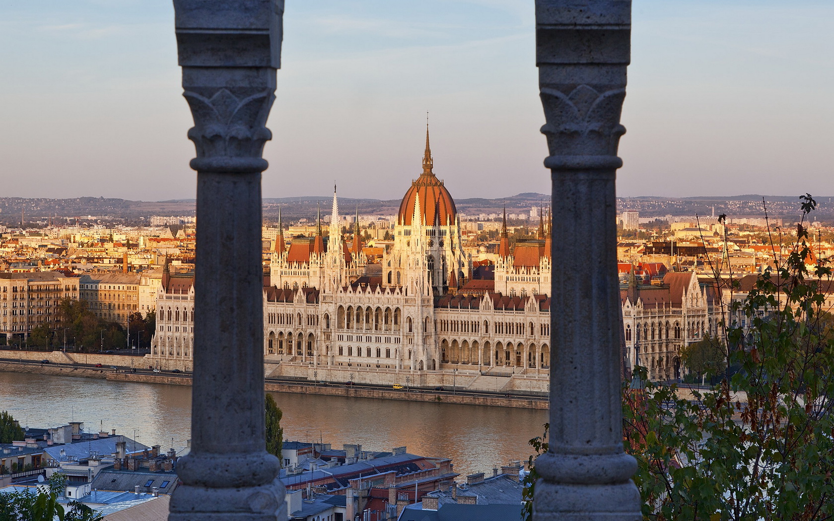 293943 Hintergrundbild herunterladen menschengemacht, budapest, parlamentsgebäude (budapest), ungarn, städte - Bildschirmschoner und Bilder kostenlos