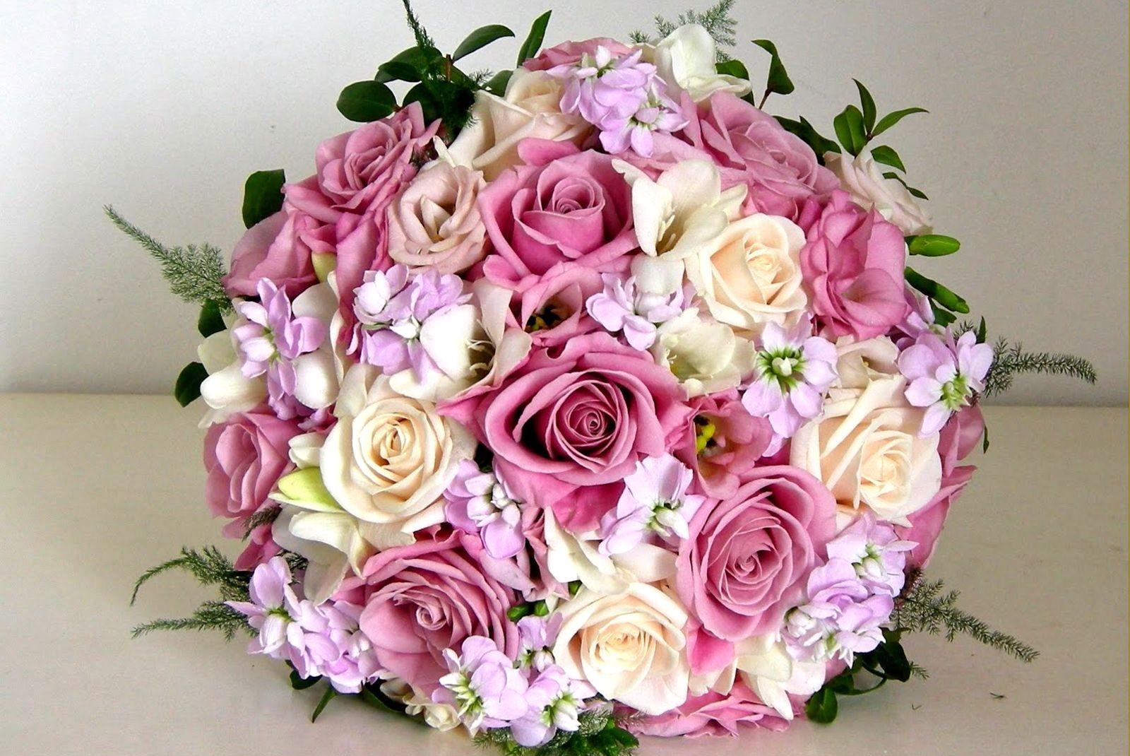 Laden Sie das Blumen, Anmeldung, Typografie, Strauß, Bouquet, Ball, Roses-Bild kostenlos auf Ihren PC-Desktop herunter