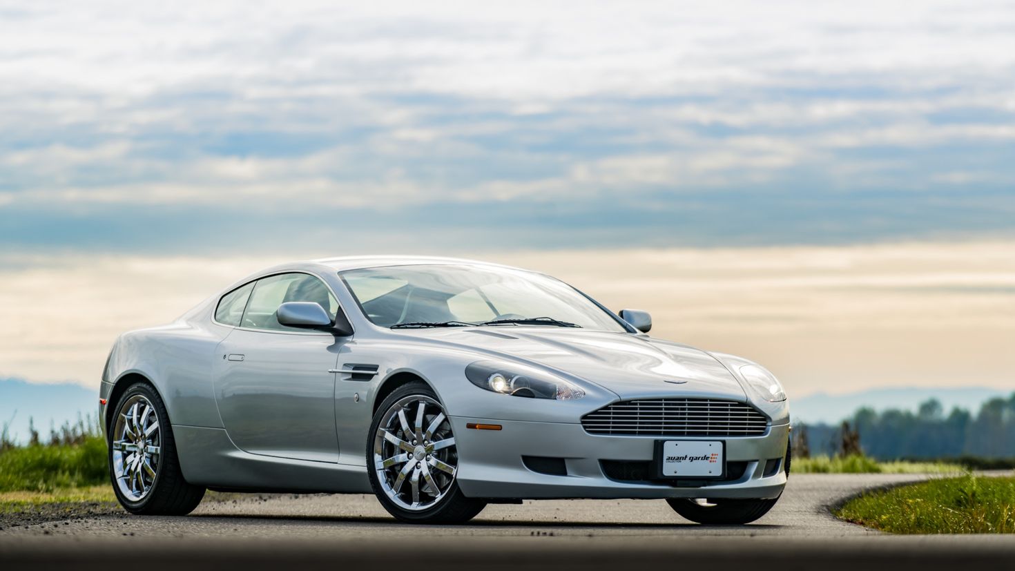 Aston Martin db9 2005