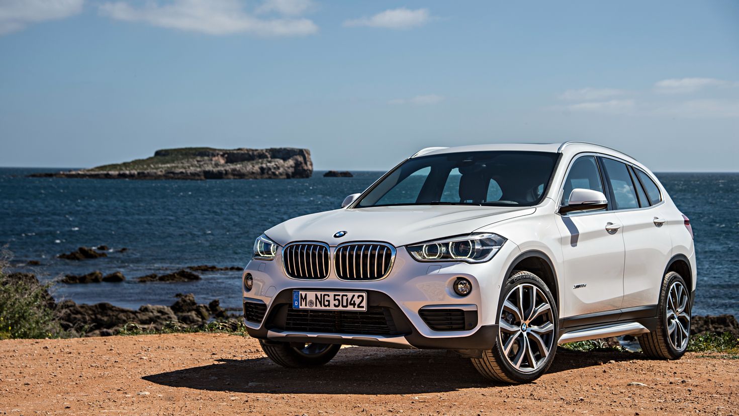 Первый х. BMW x1 f48. БМВ х1 2022. БМВ x1 2022. BMW x1 2017.