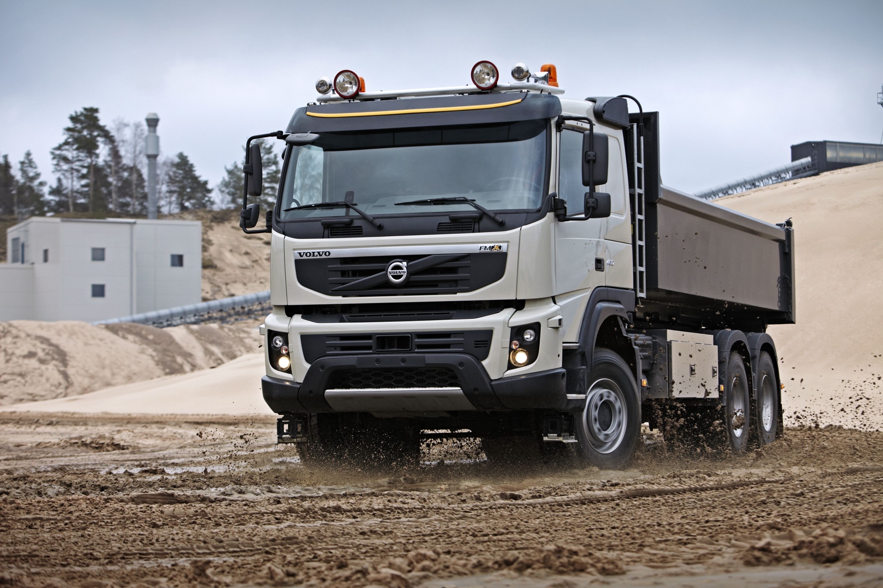 Пожарные Volvo FMX