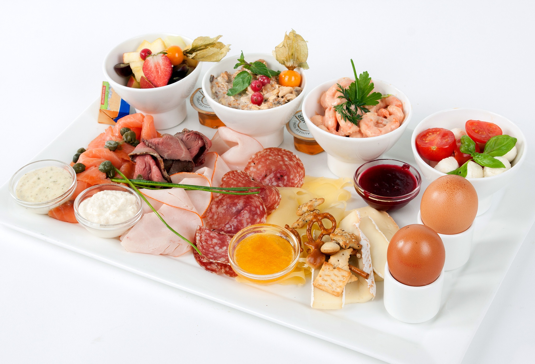 vertical wallpaper food, breakfast, cheese, egg, meat, salad, salmon, sauce, shrimp, tomato