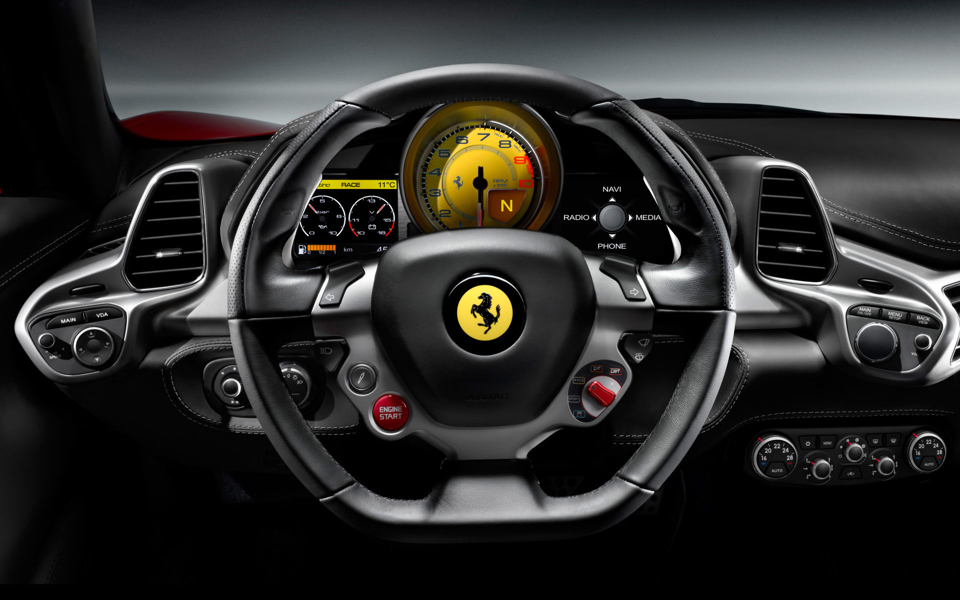Приборная панель Ferrari 458