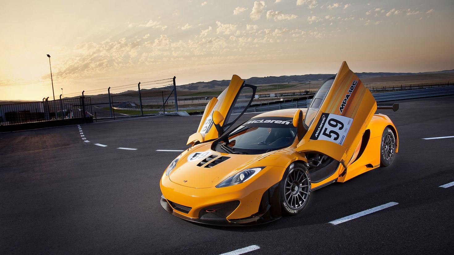 mclaren 12c gt3