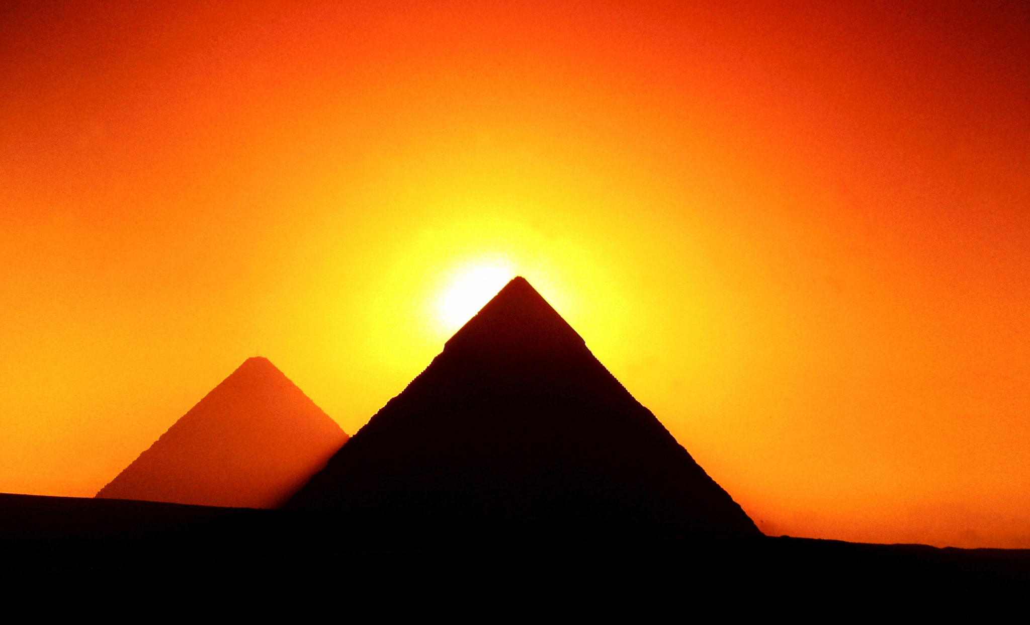 761614 скачать картинку сделано человеком, пирамида, египет, силуэт, солнце, закат - обои и заставки бесплатно