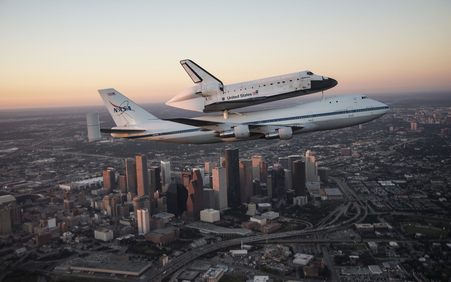 Space Shuttle Endeavour Cool HD
