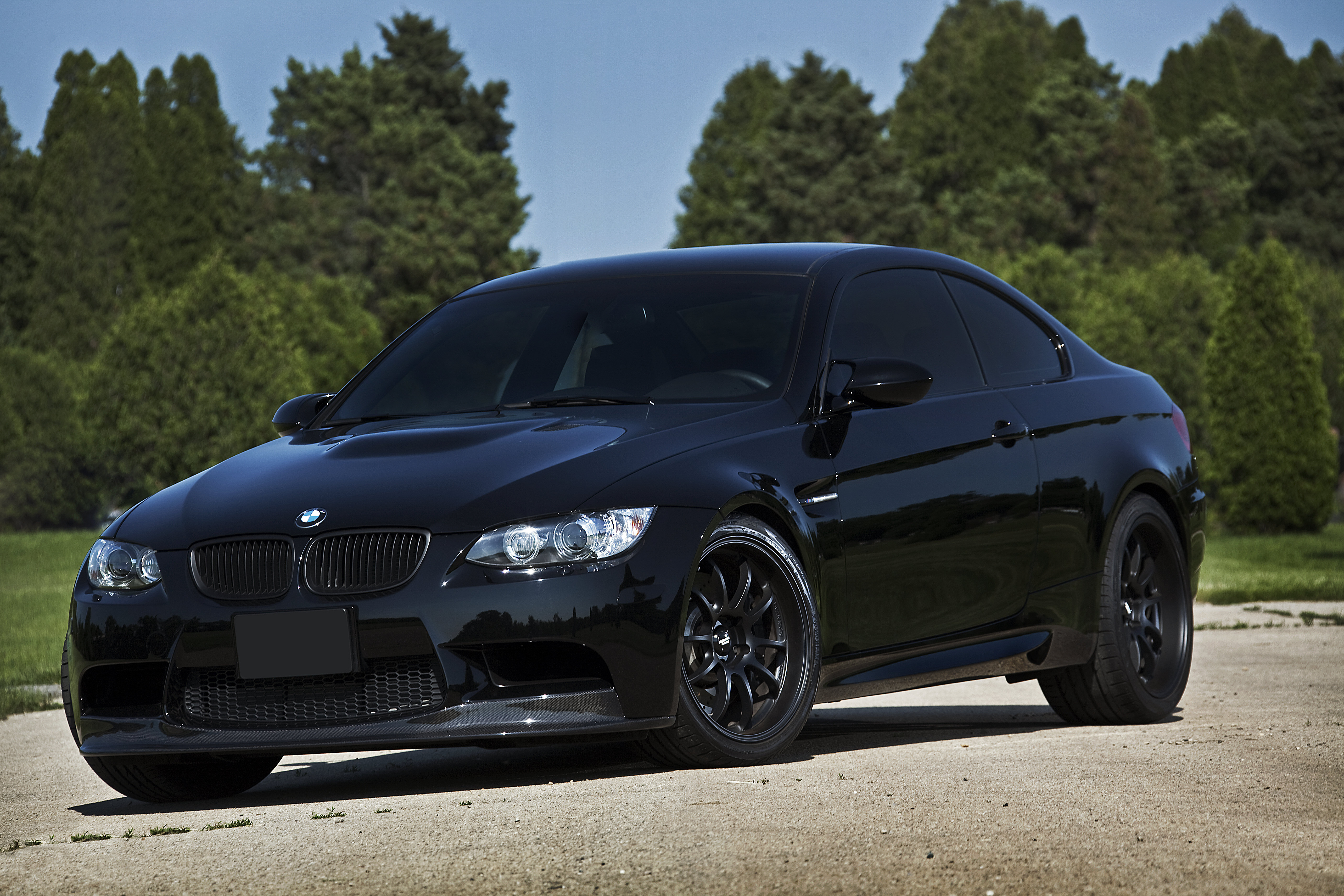 Черная машина перед. BMW m3 черная. BMW m3 Coupe Black. BMW m5 Black. BMW e92 Black.