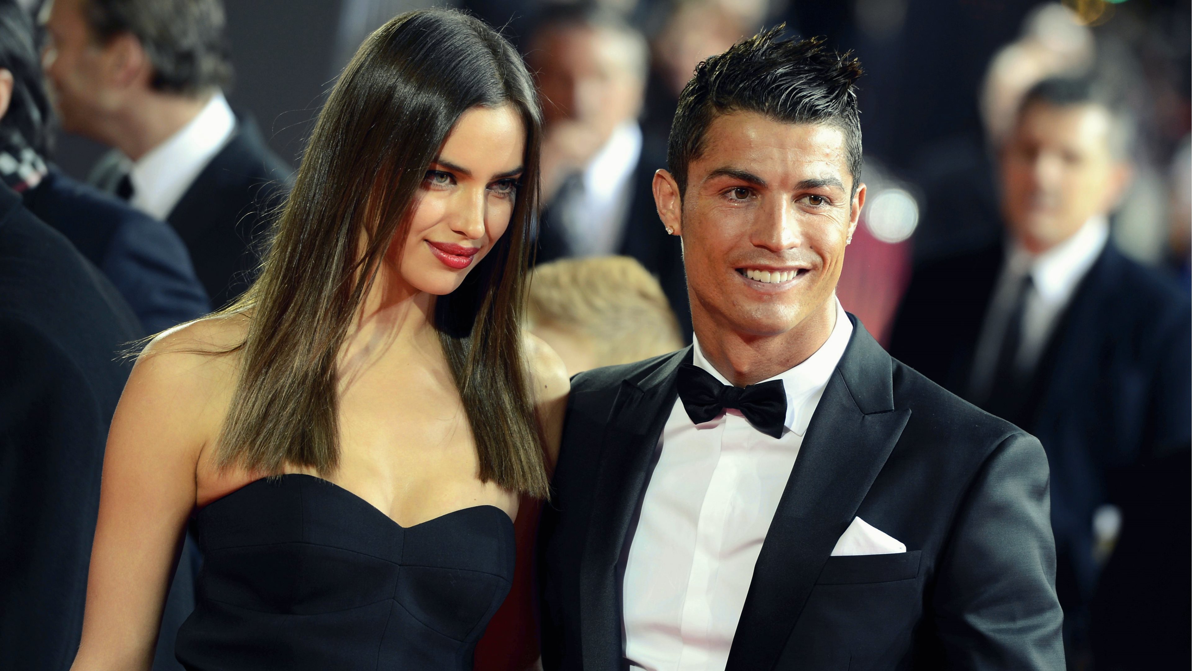 318605 Protetores de tela e papéis de parede Cristiano Ronaldo em seu telefone. Baixe  fotos gratuitamente
